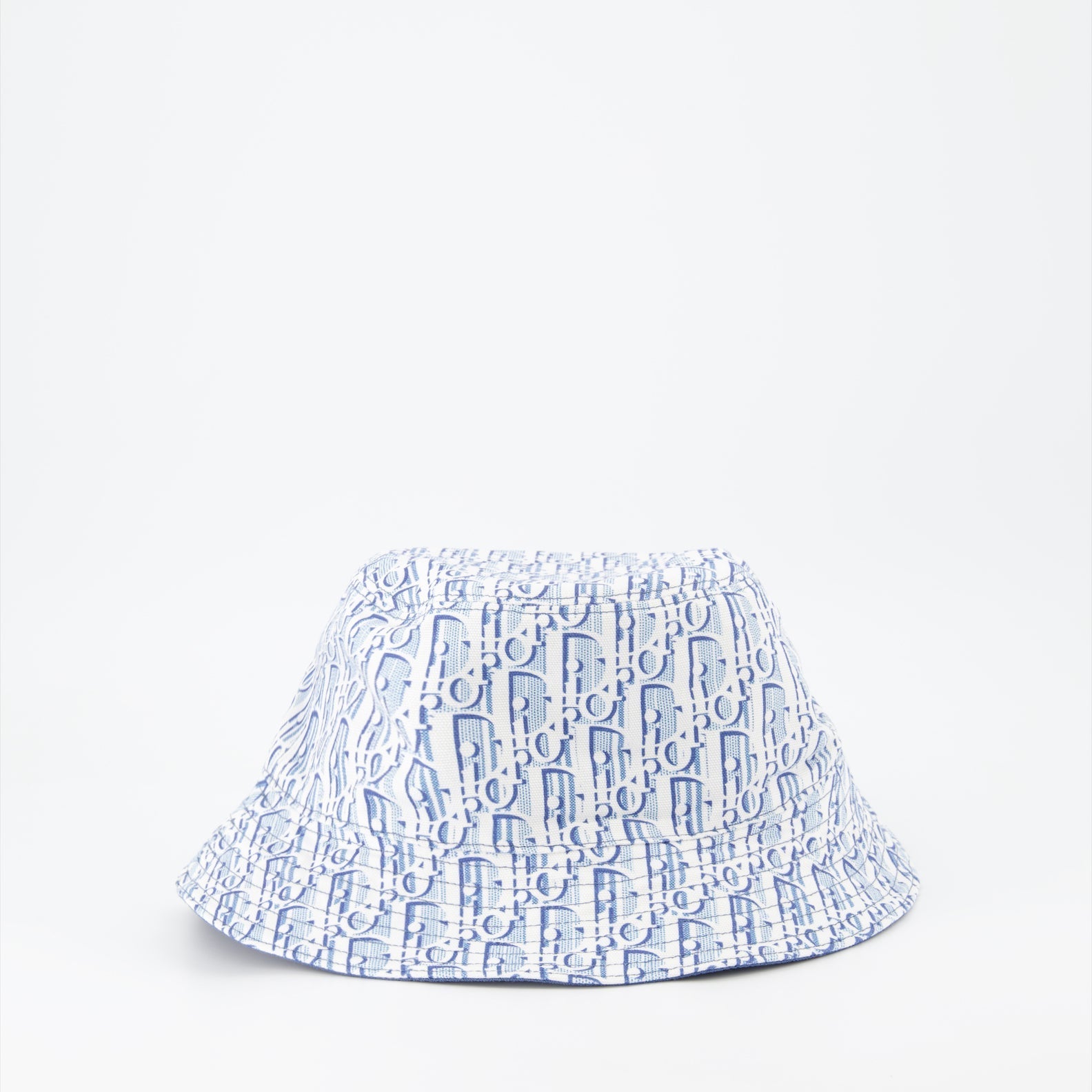 Reversible bob