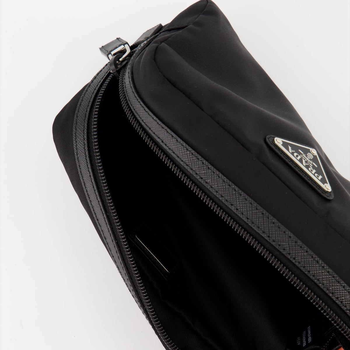Re-Nylon Pouch