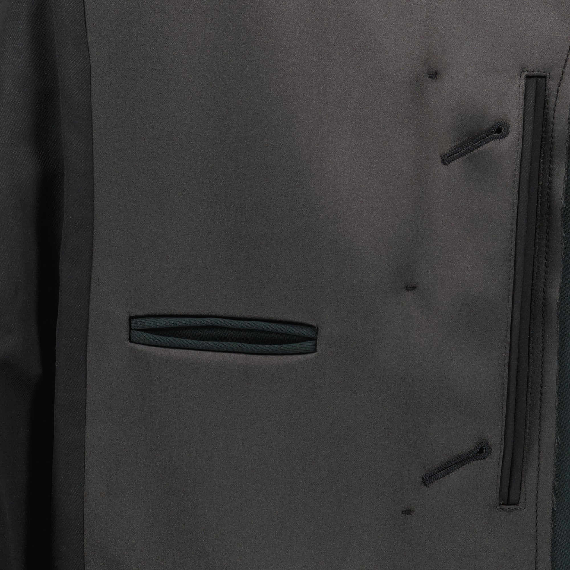 Sleeveless Blazer