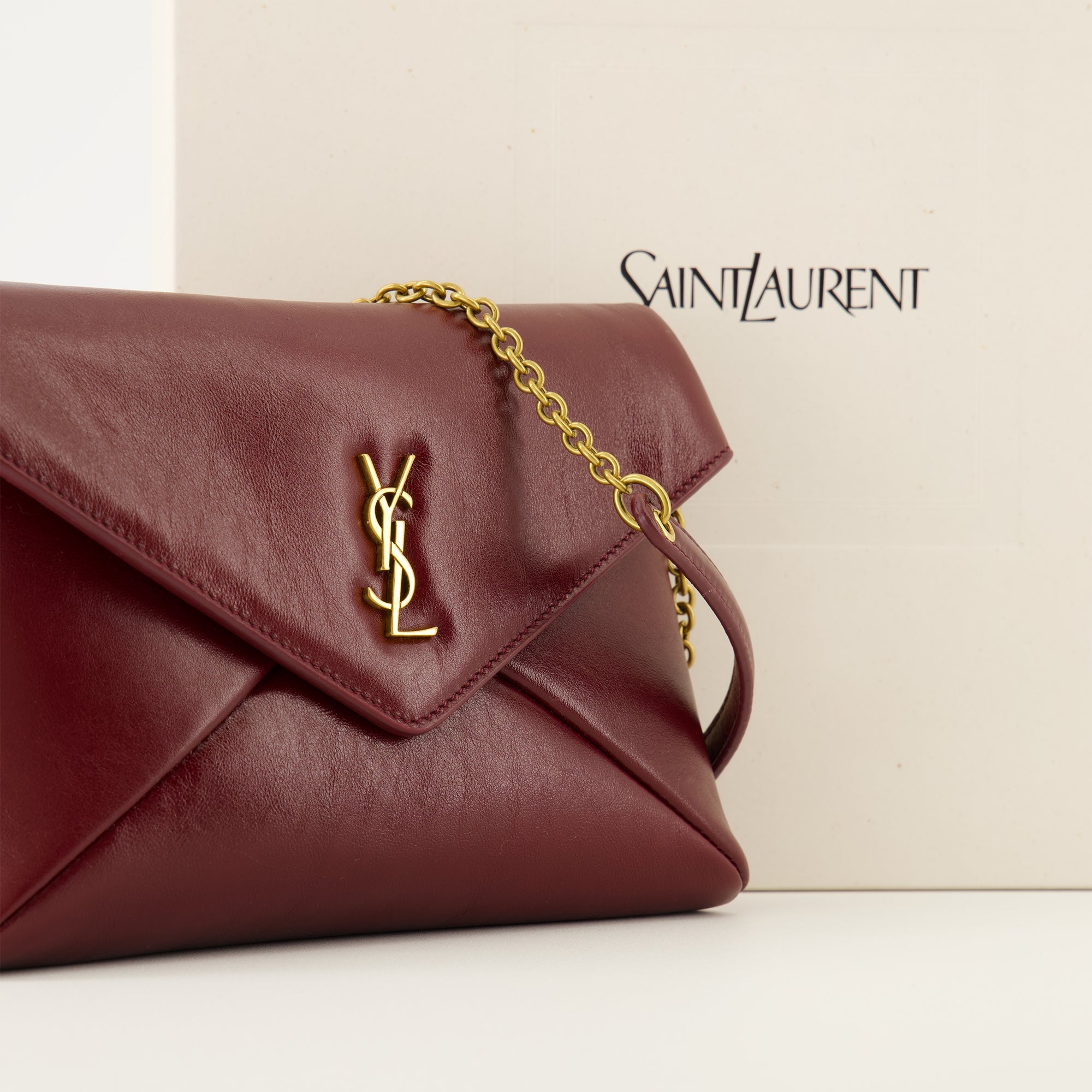 Cassandre Clutch