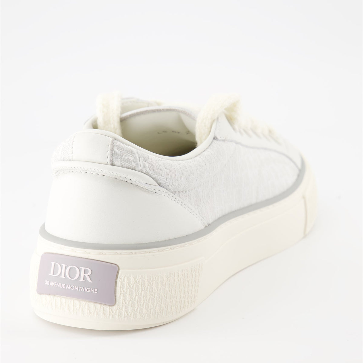 B33 sneakers