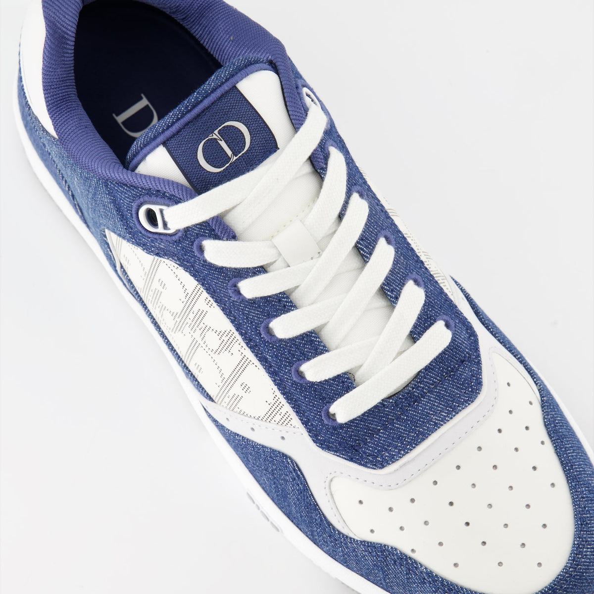 B27 Sneakers