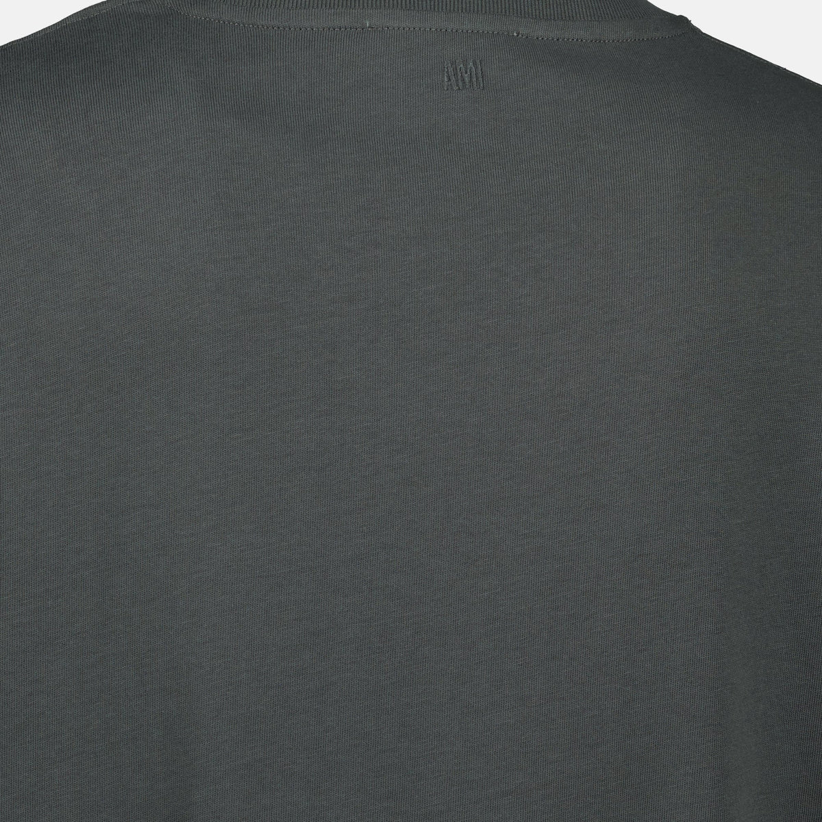 T-shirt logo