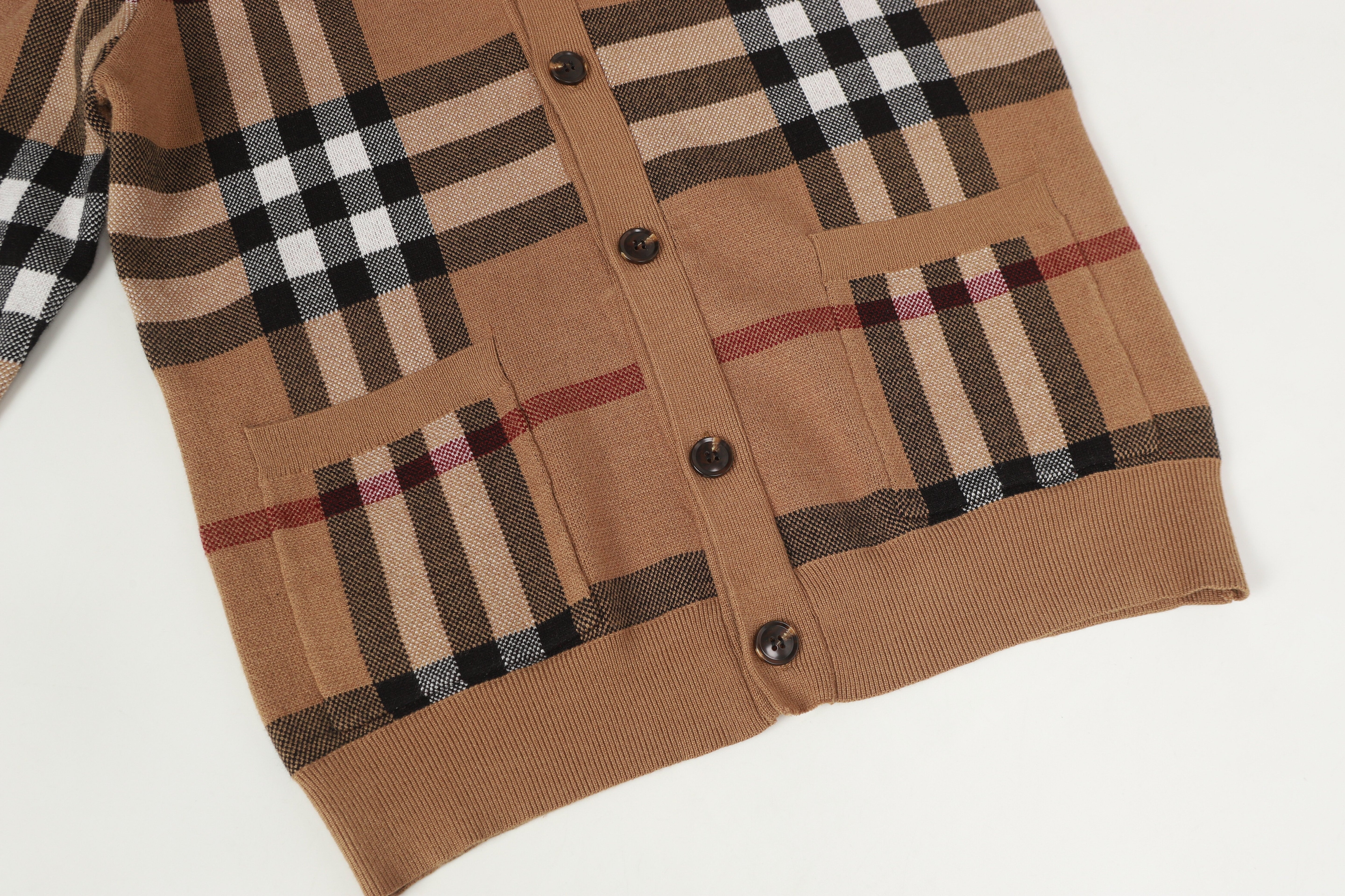 Giant Check V-Neck Cardigan | Archive Beige