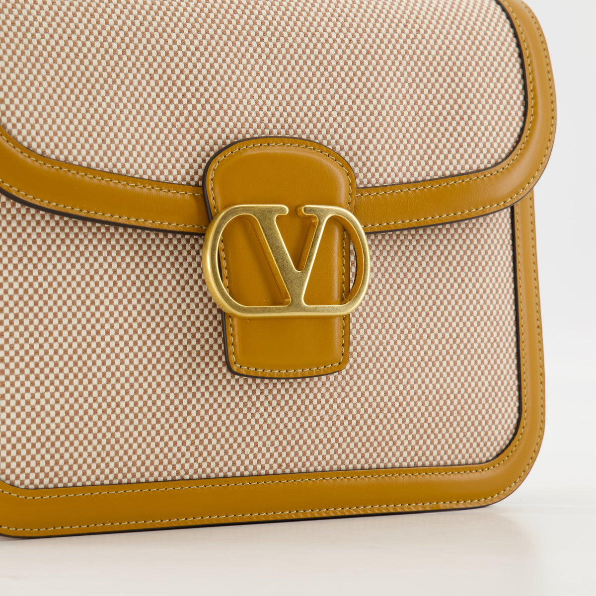 9T05 Canvas Bag