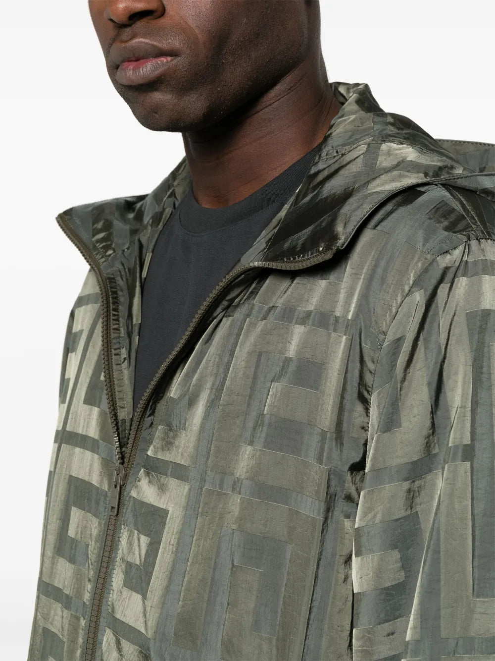 4G Windbreaker