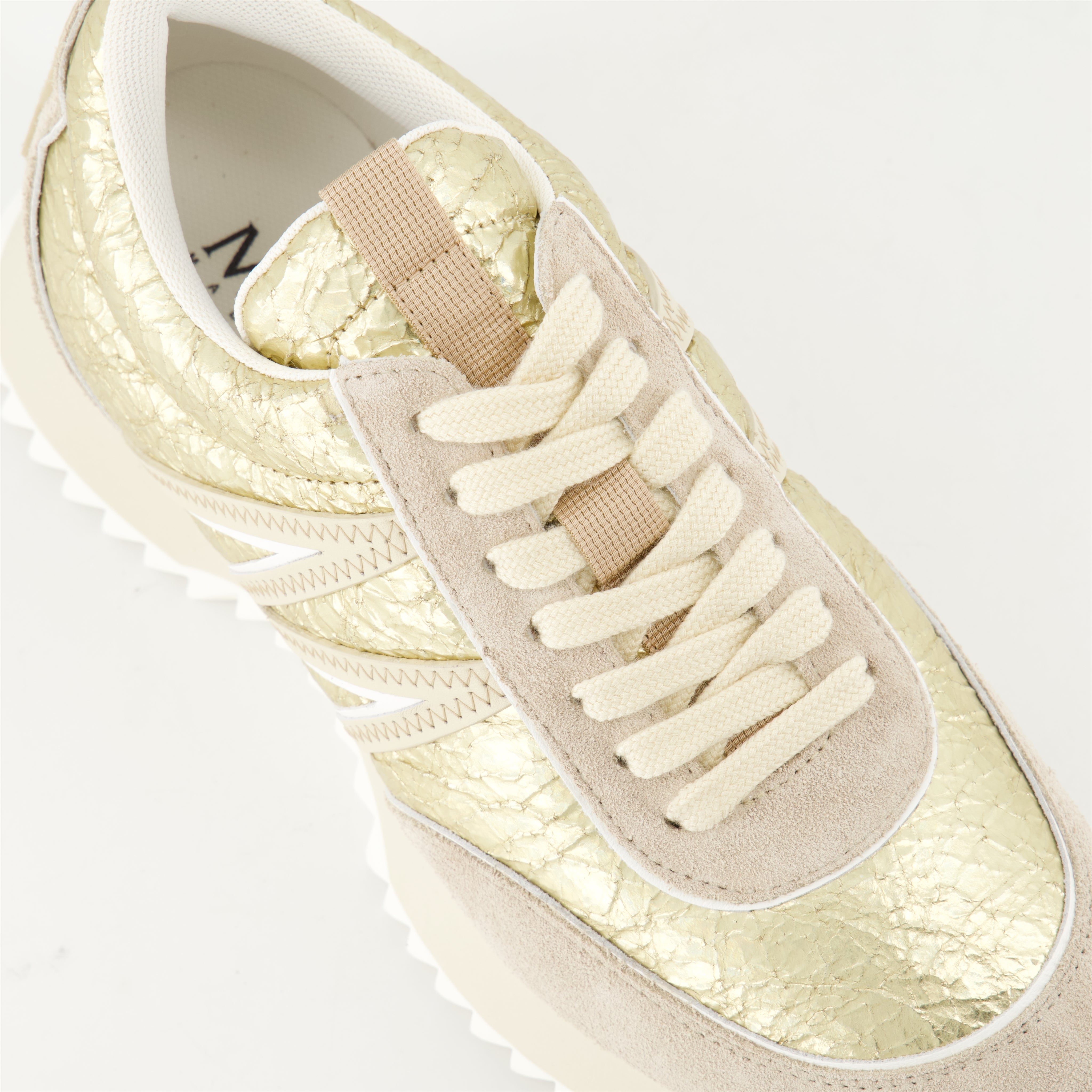 Pacey Sneakers