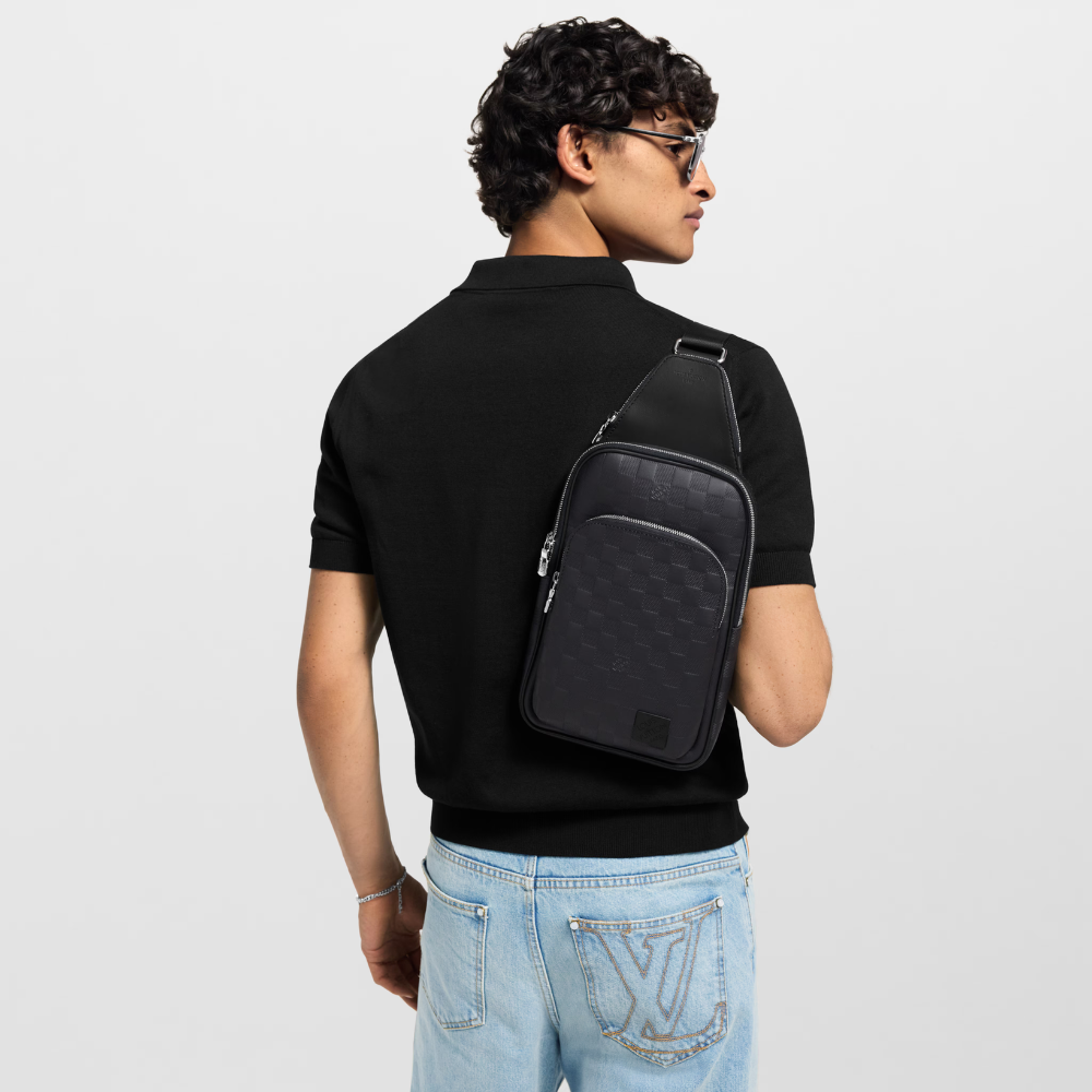 Avenue Slingbag | Black & Navy