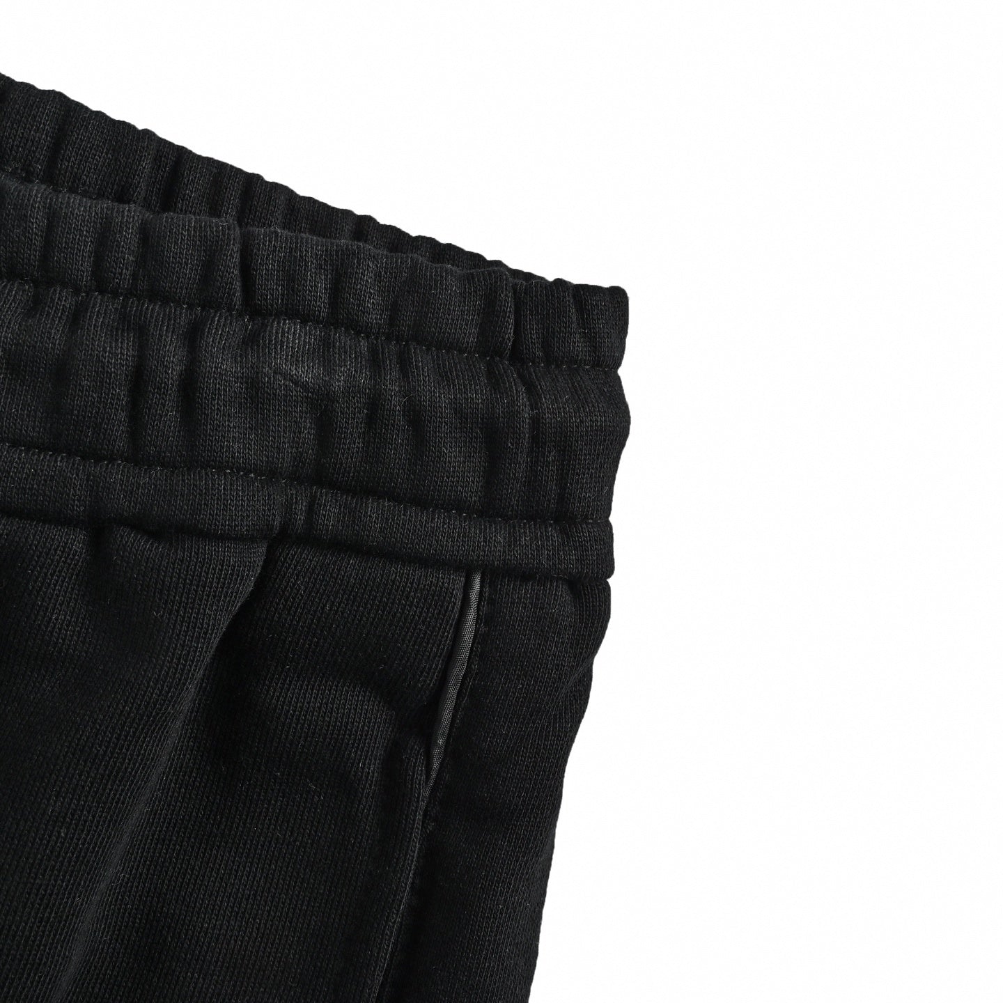 Horseshoe Cross Sweat Shorts - Black