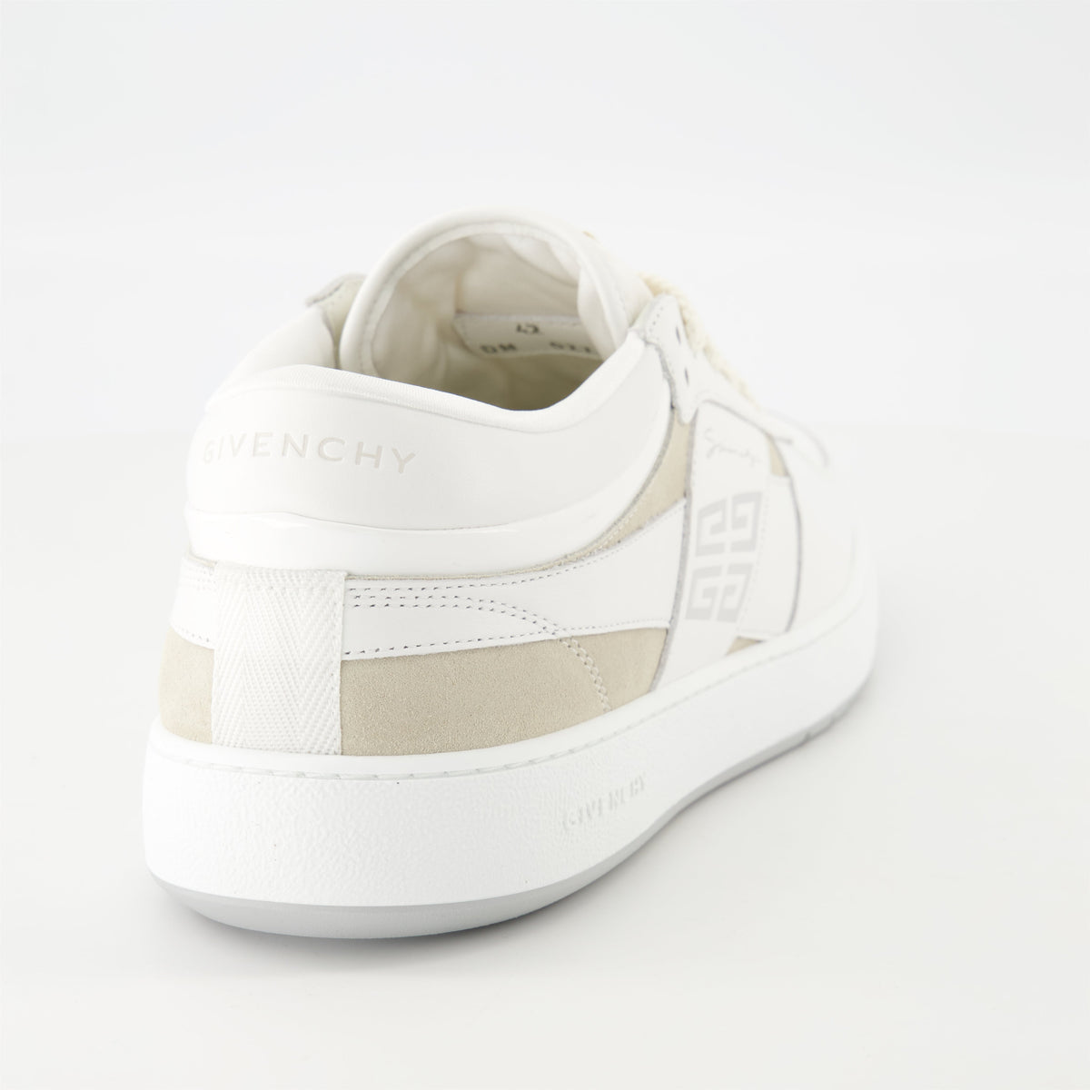 G Move Sneakers