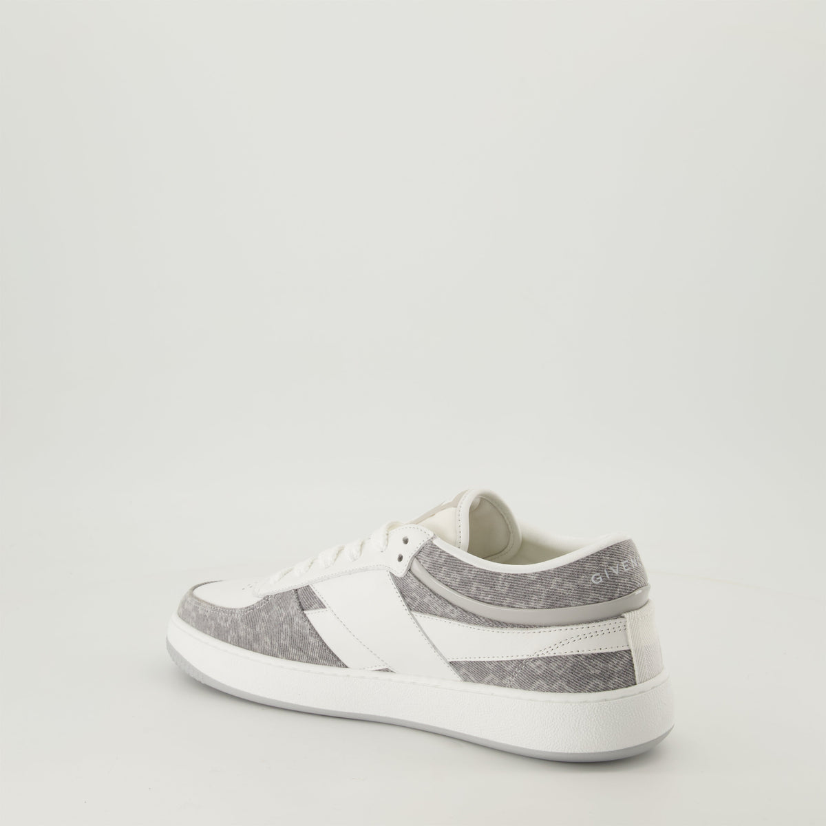 G-Move Sneakers