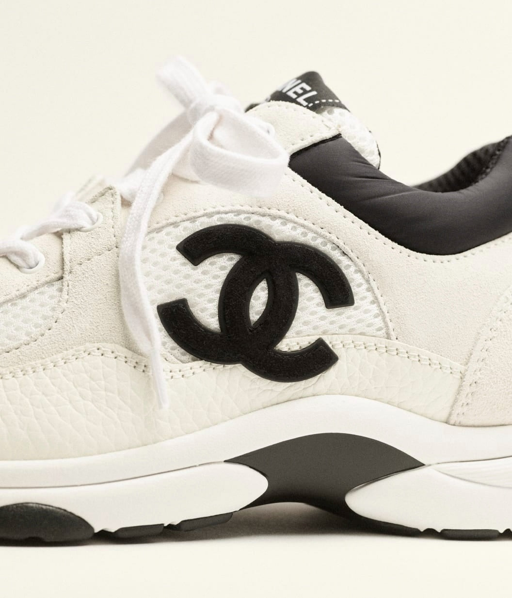 Mixed-Material CC Trainers - White/Black
