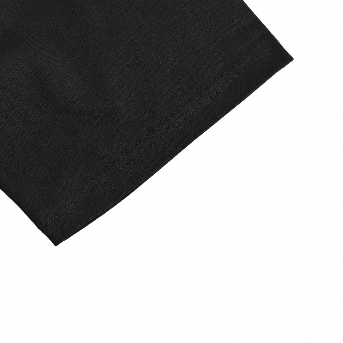 House Check Logo Tee | Black