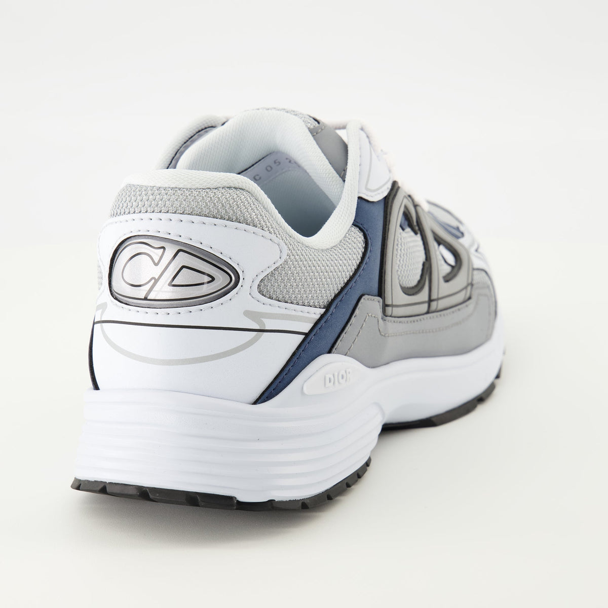 B30 Sneakers