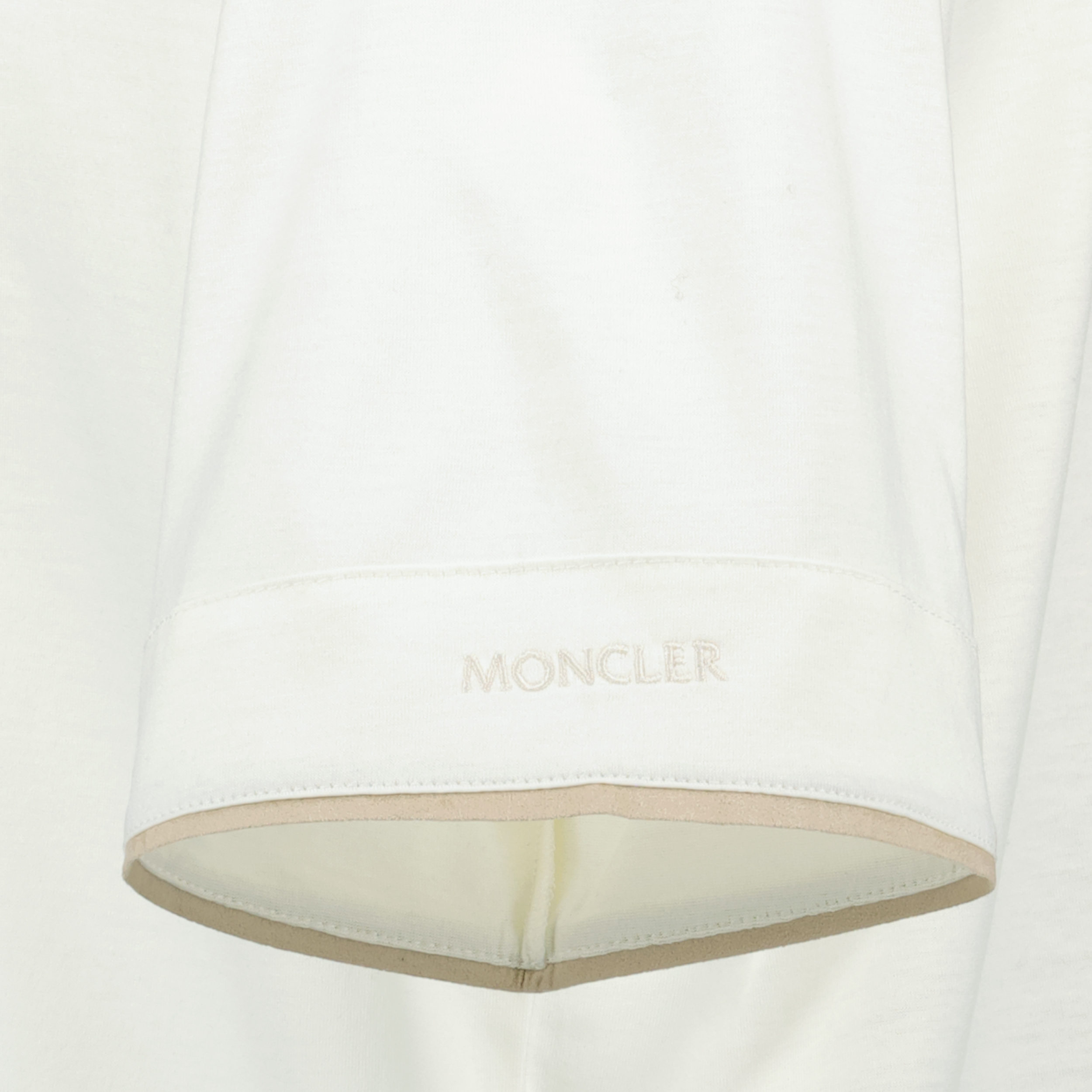 Border T-shirt