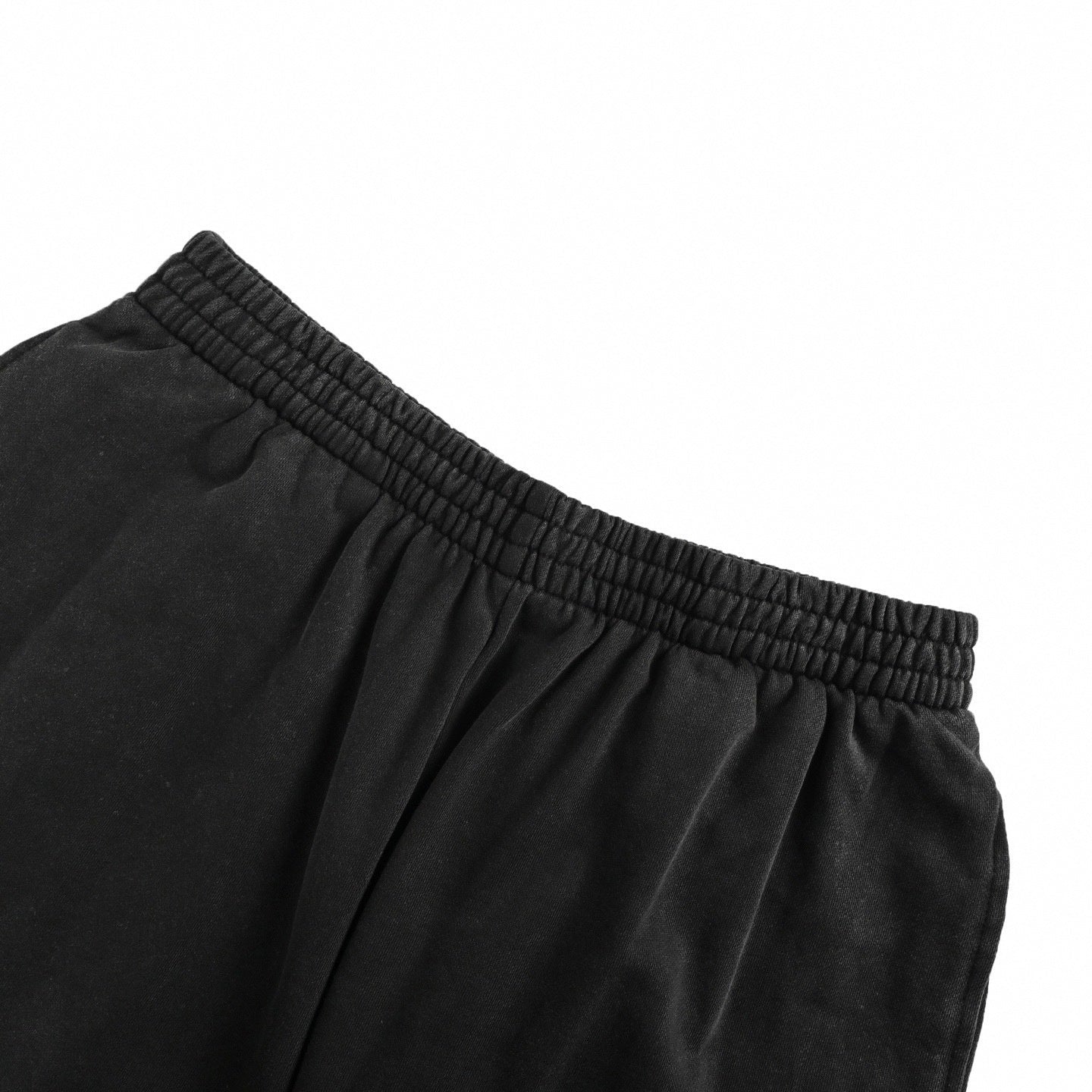 BB Laurel Wreath Sweat Shorts