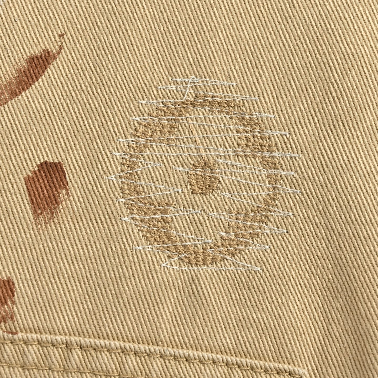 Painted Canvas Carpenter Shorts | Beige