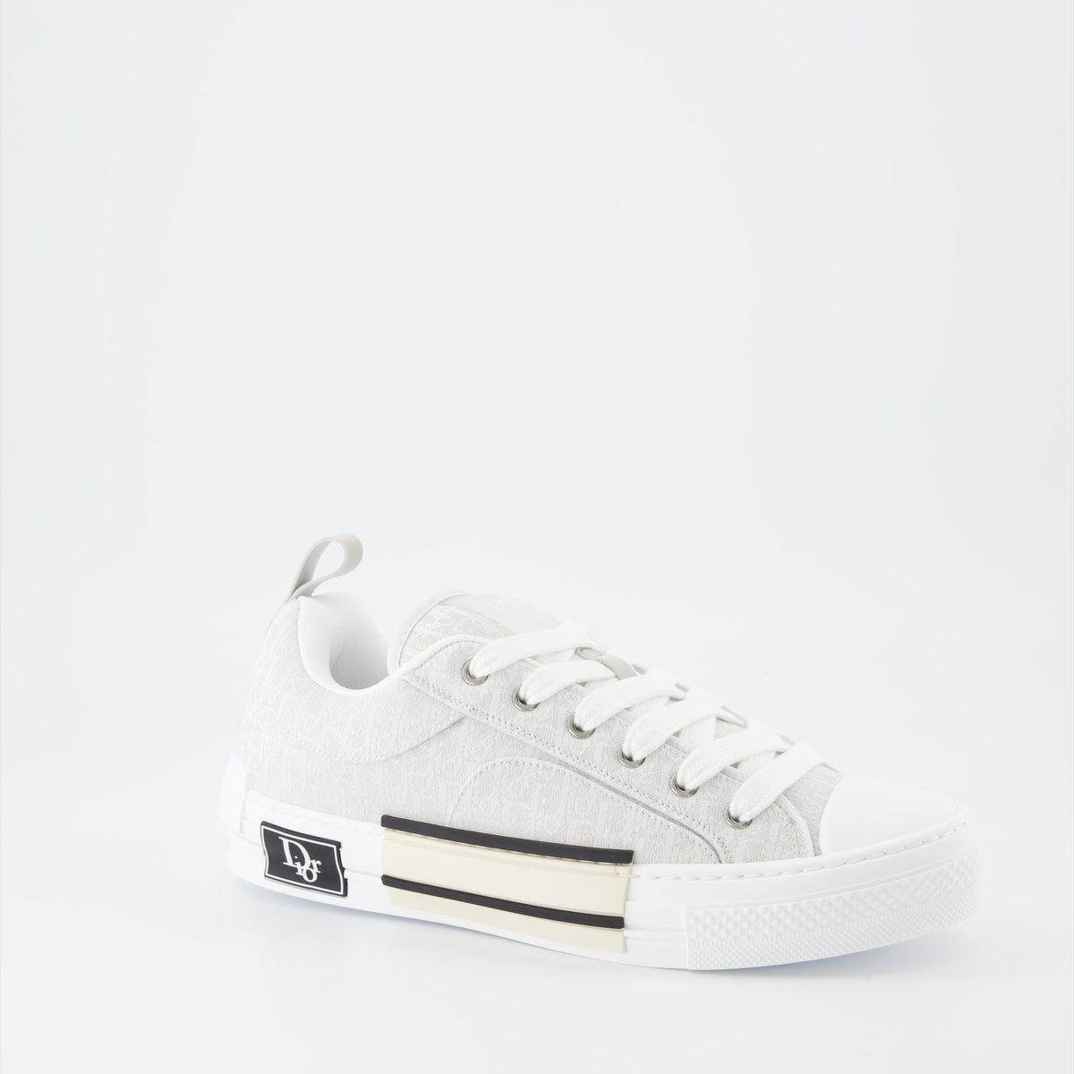 B23 sneakers