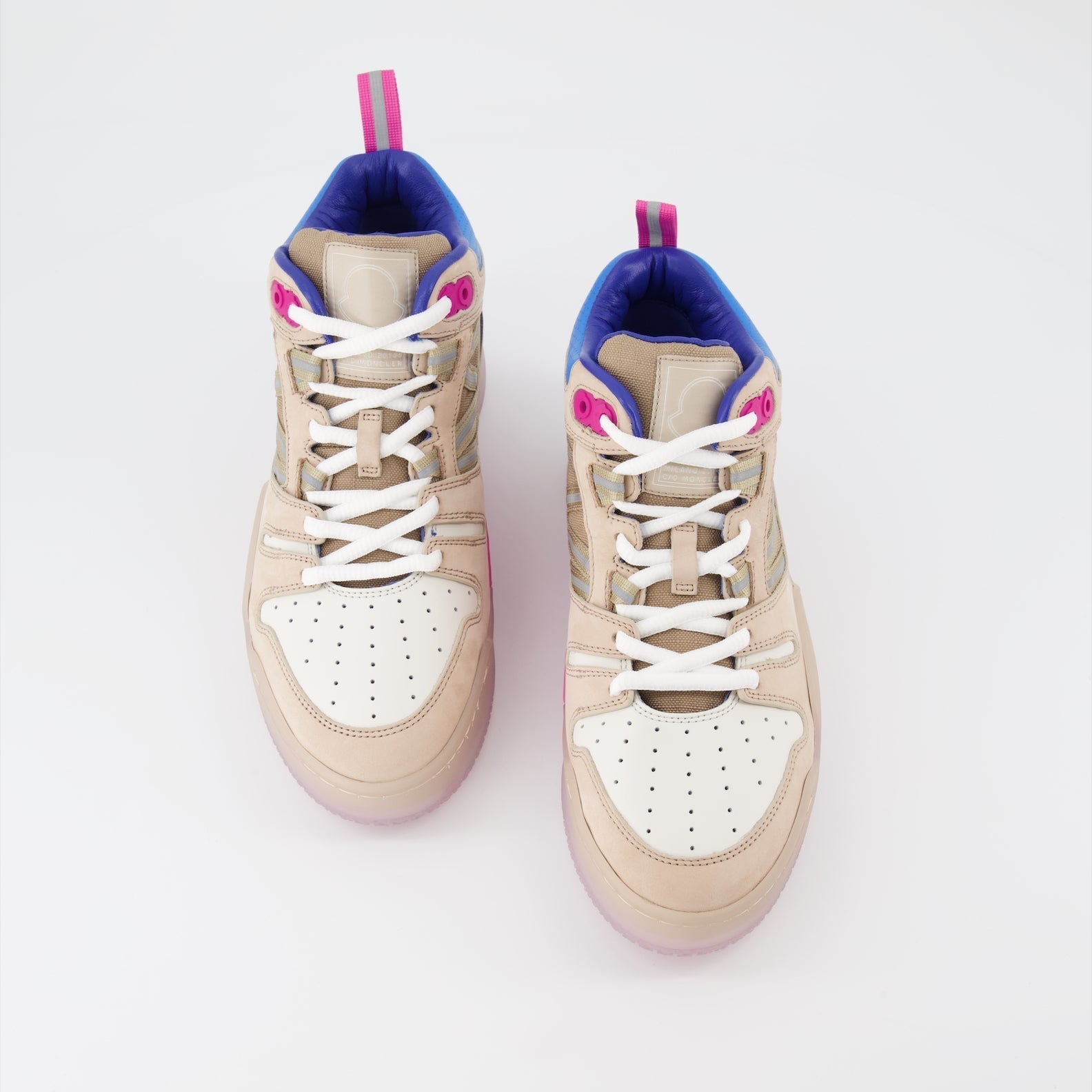 Pivot Sneakers
