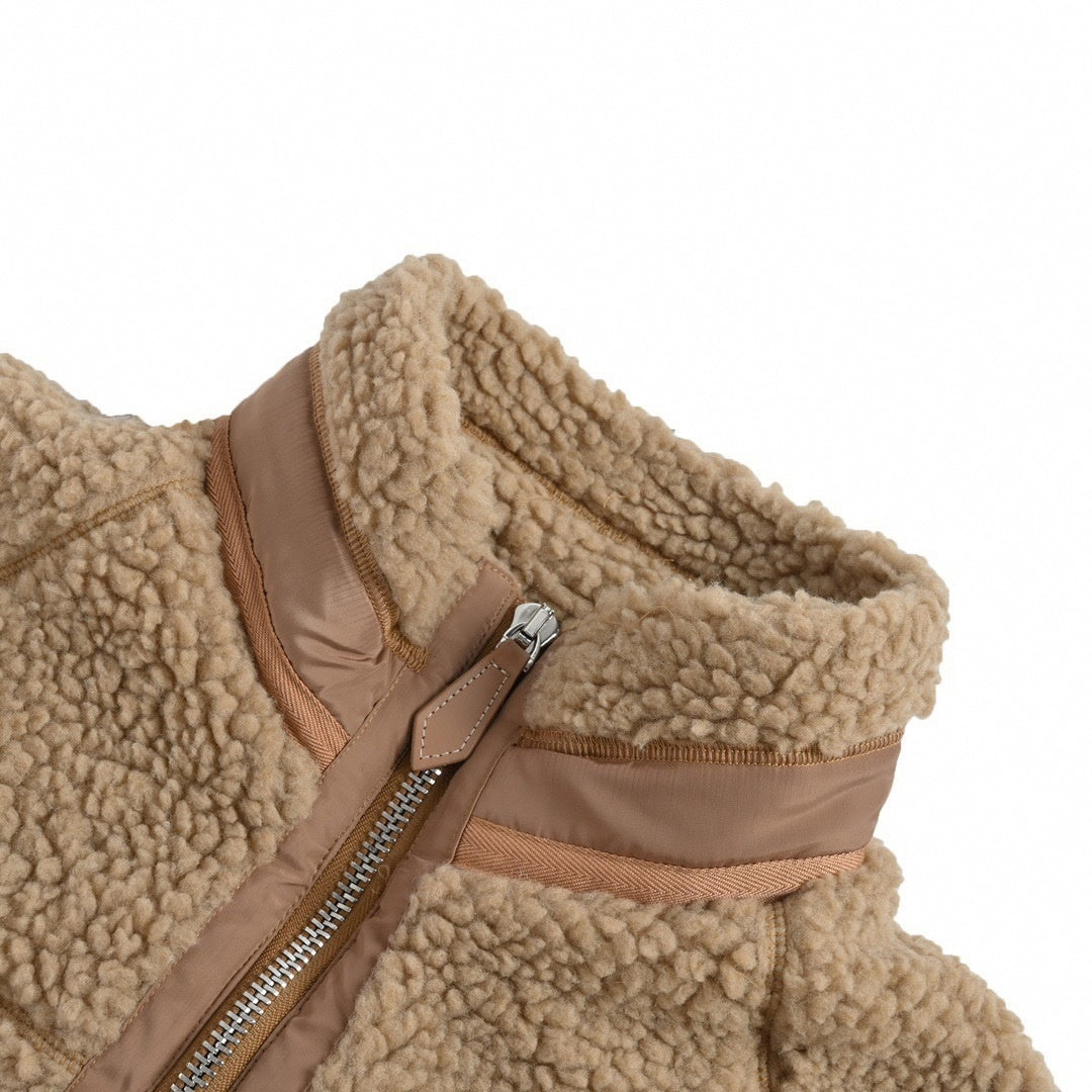 B Motif Deep Pile Fleece Jacket | Beige