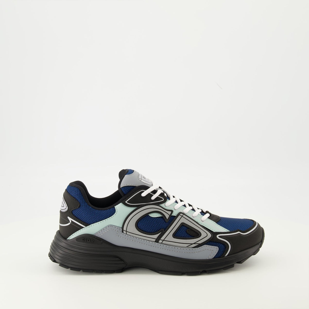 B30 Sneakers