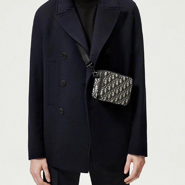 Shoulder Strap Pouch 'Beige Black Oblique Jacquard