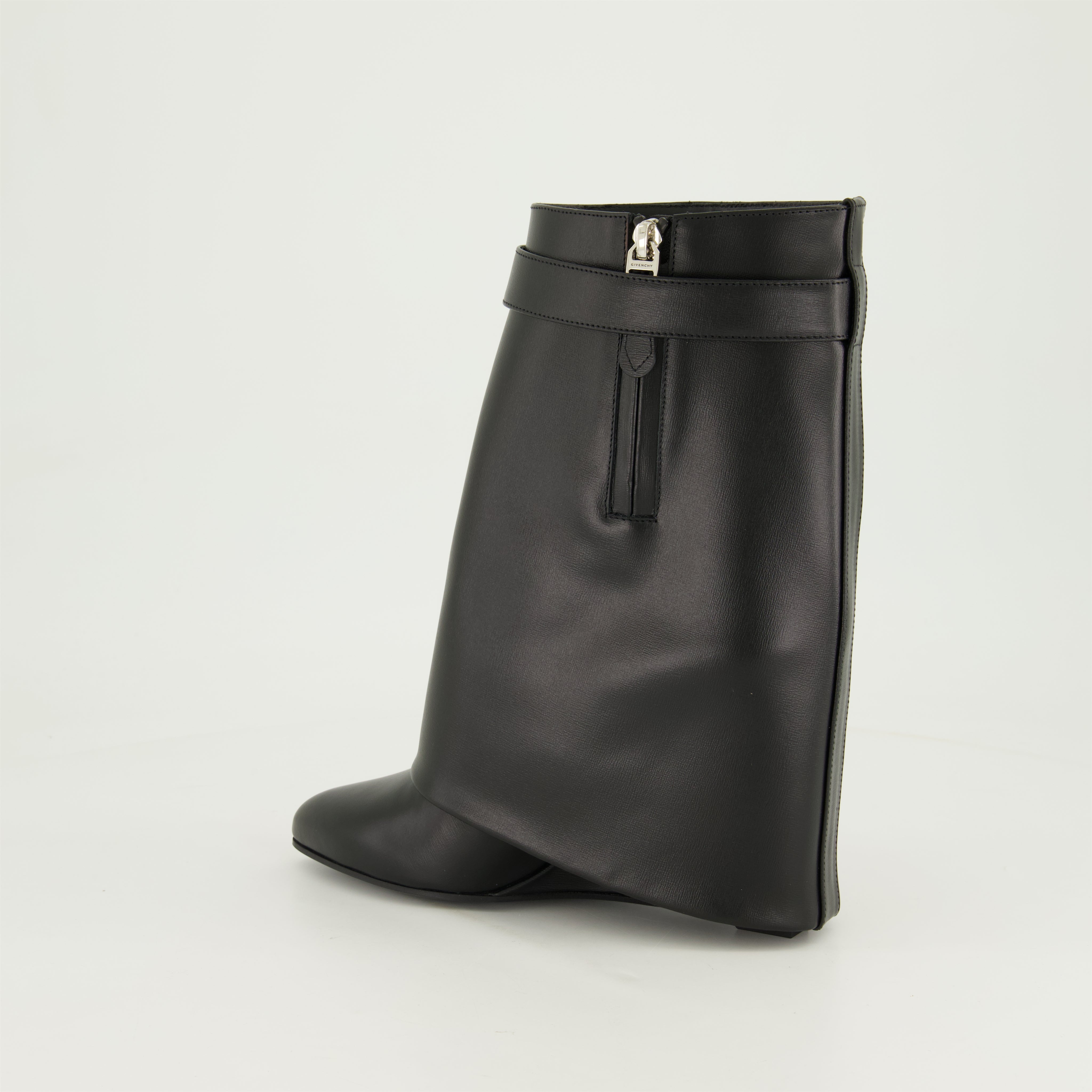Shark Lock Ankle Boots