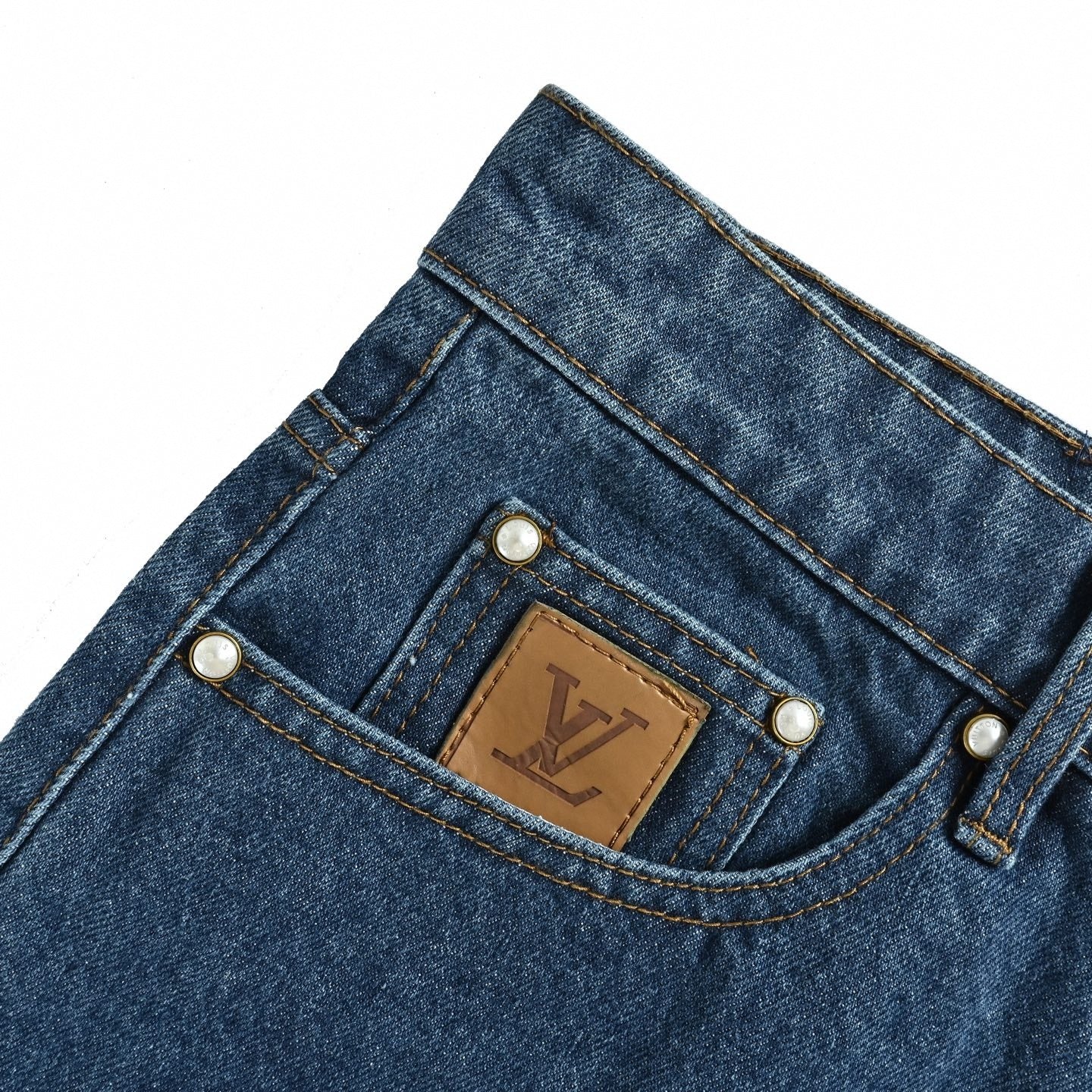 Embroidered LV Baggy Denim Shorts - Vintage Blue