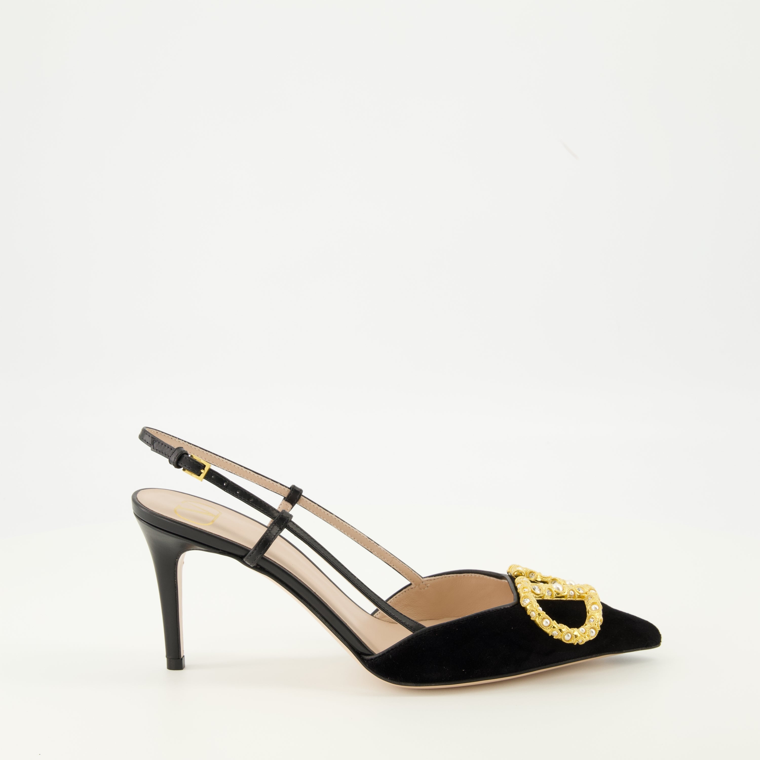 VLogo Pumps