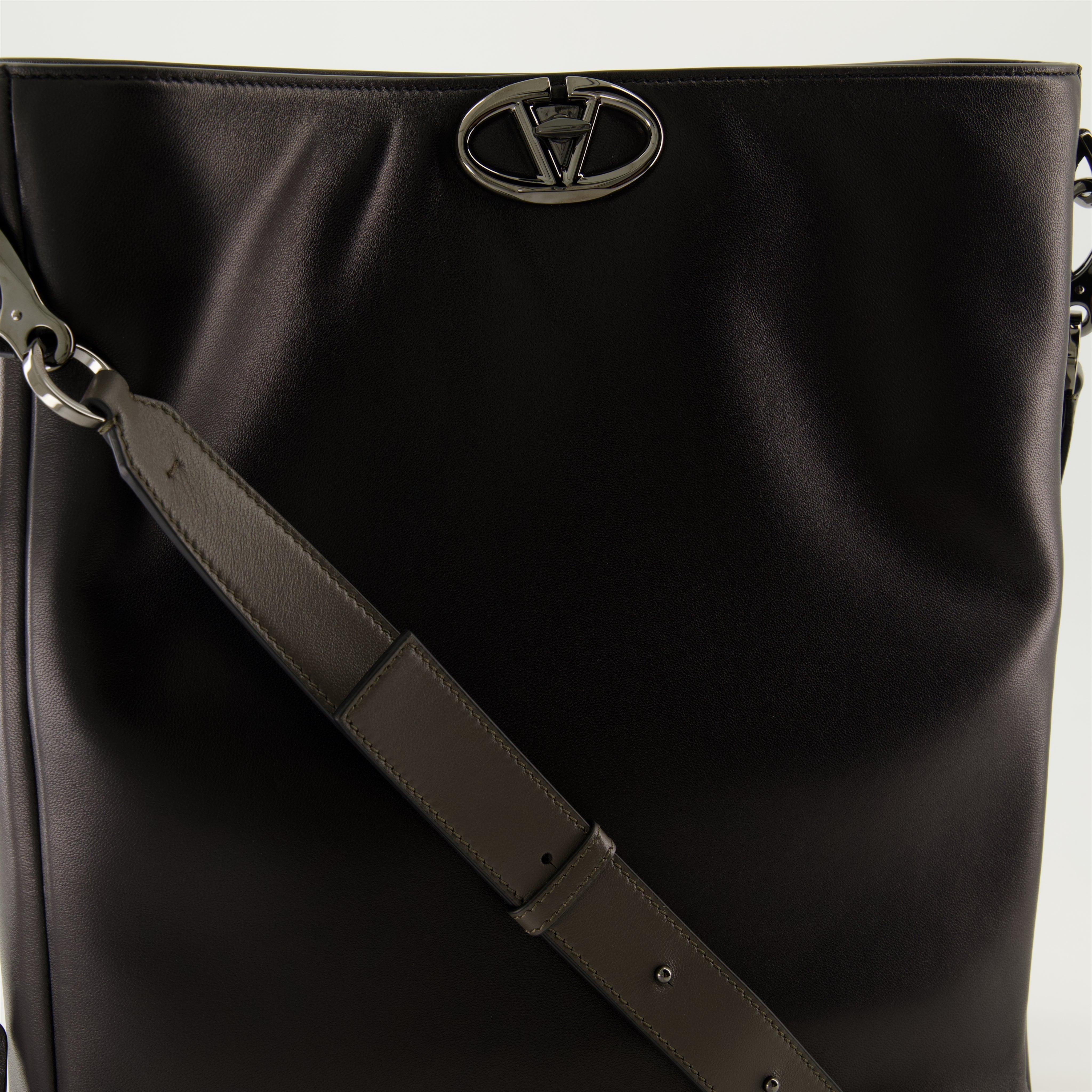 VLogo Locker Tote Bag
