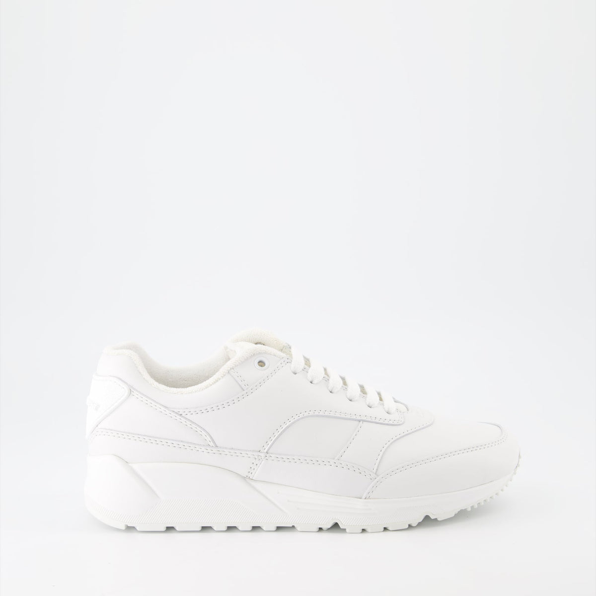 Bump Sneakers