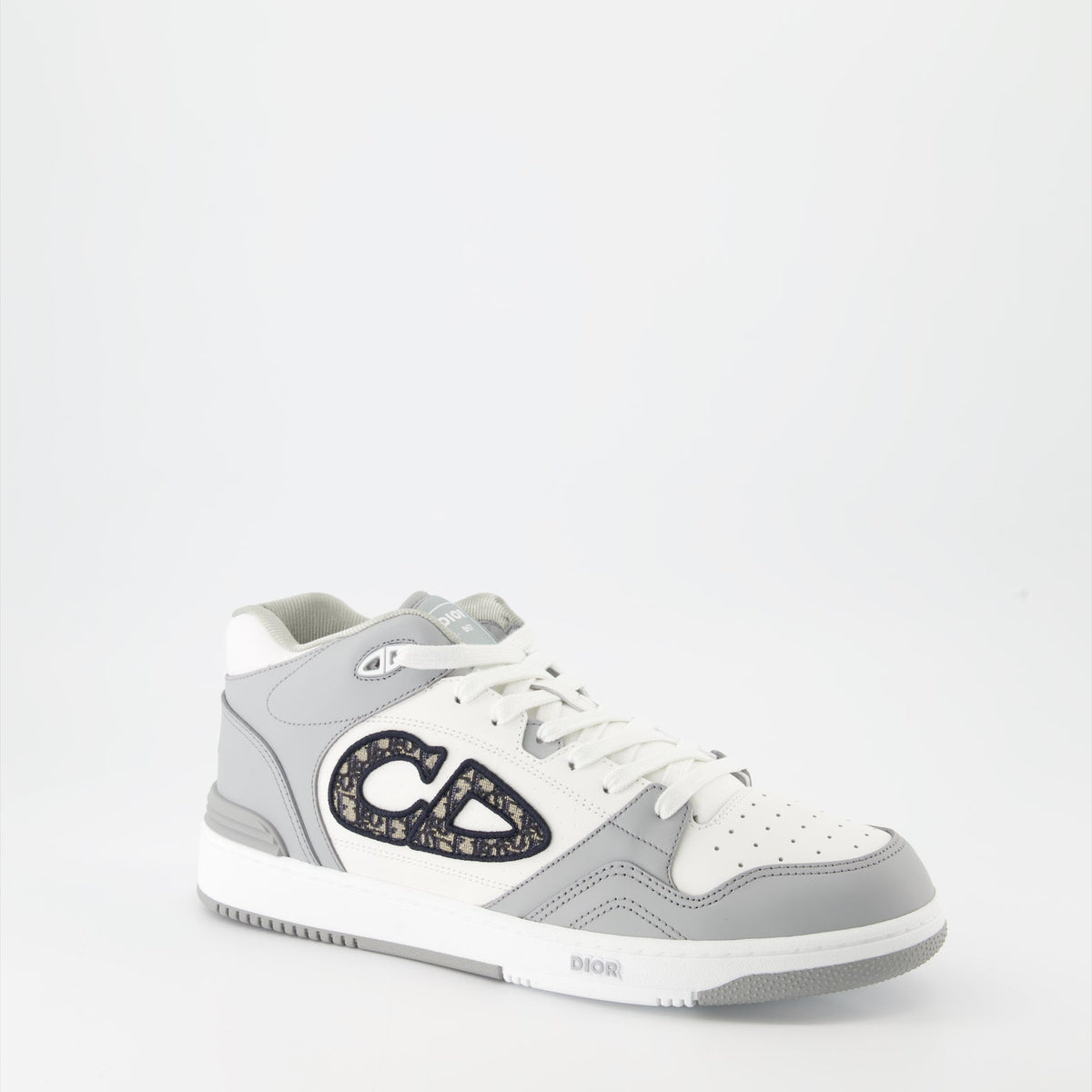 B57 Sneakers