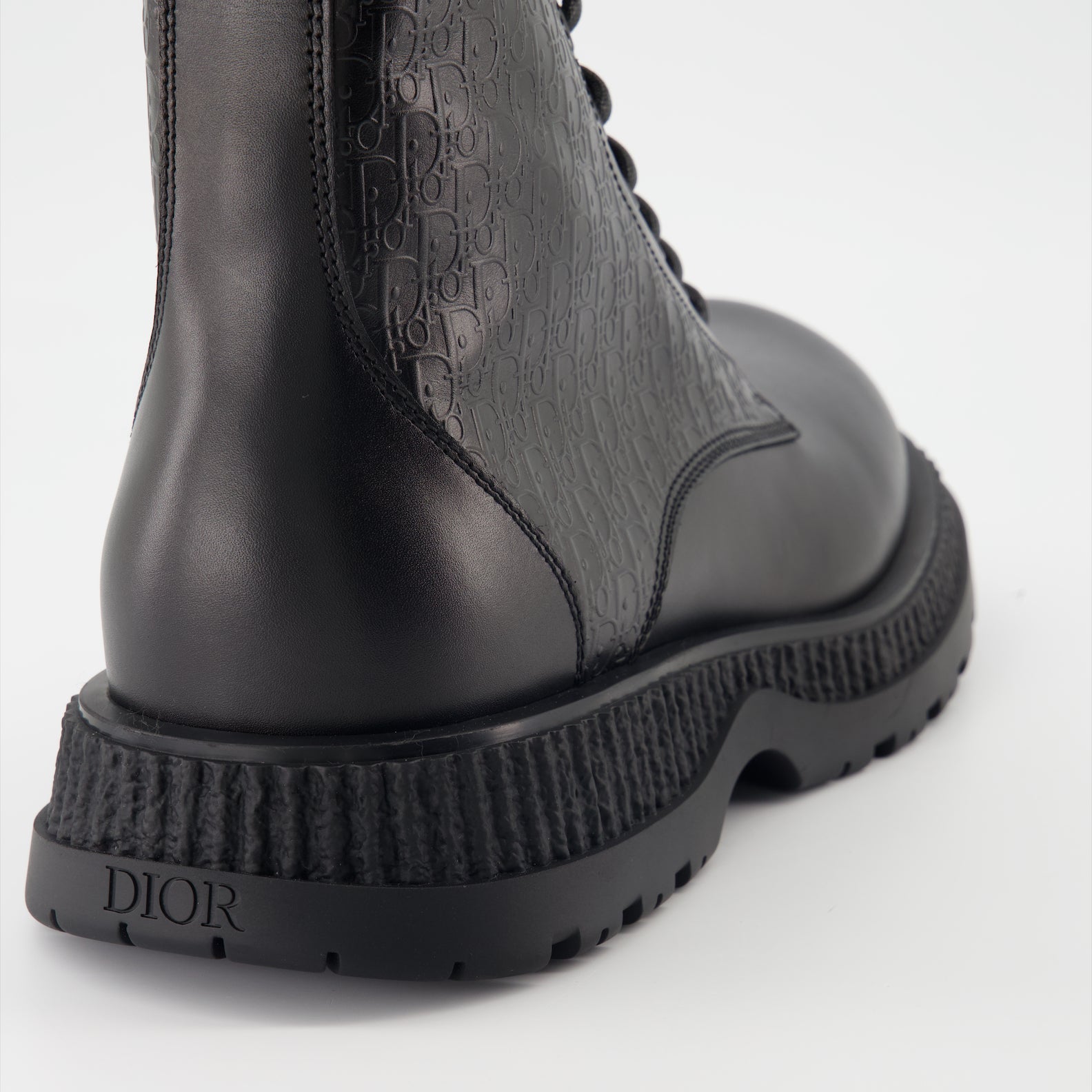 Buffalo Lace-Up Ankle Boots