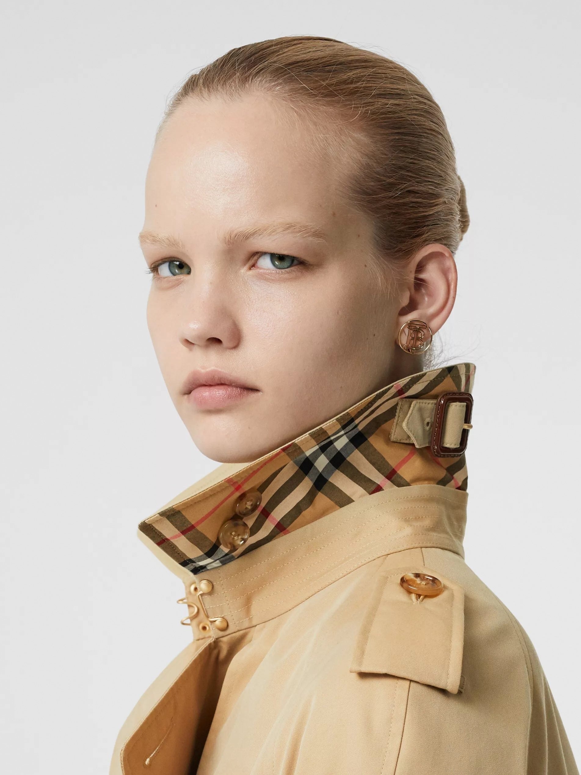 Heritage Double-Breasted Trench Coat - Beige