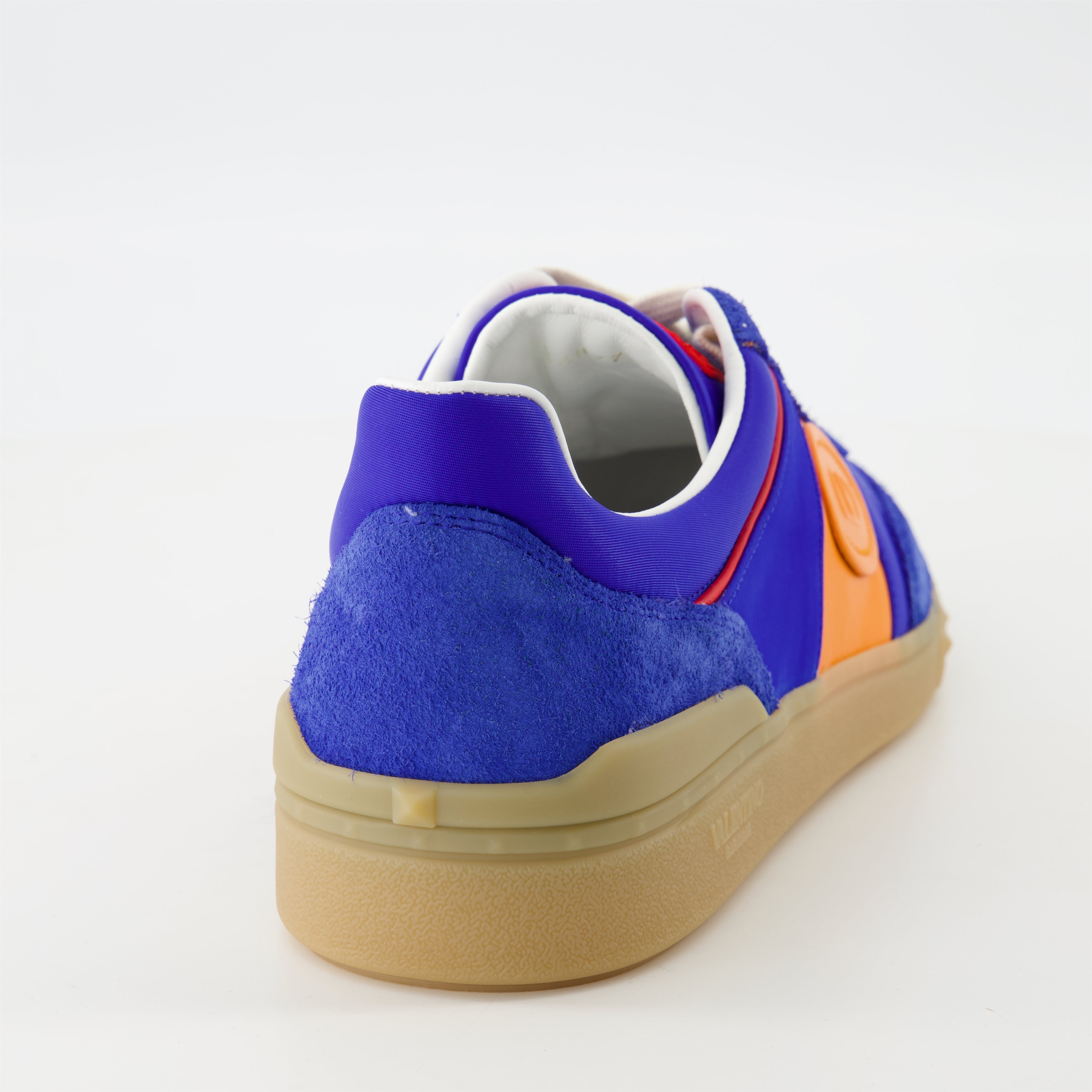 Upvillage Sneakers