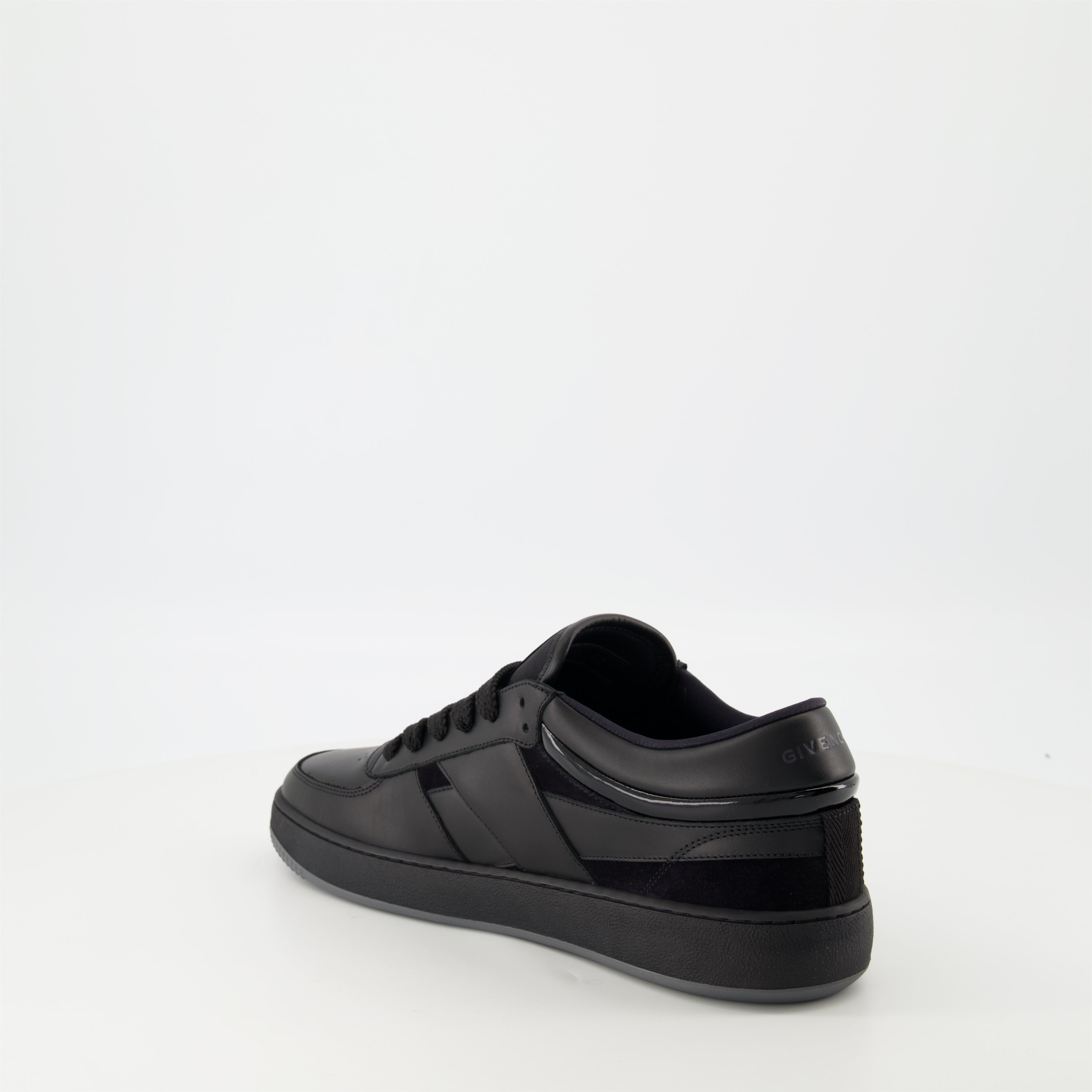 G Move Sneakers