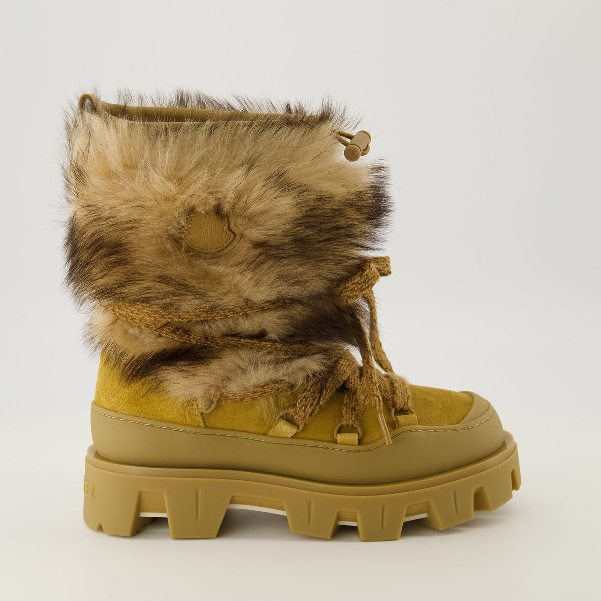Peak Boots