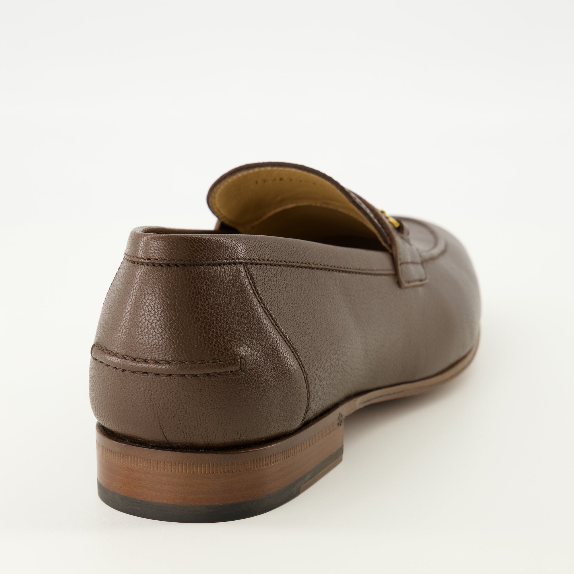 Vlogo Moccasins