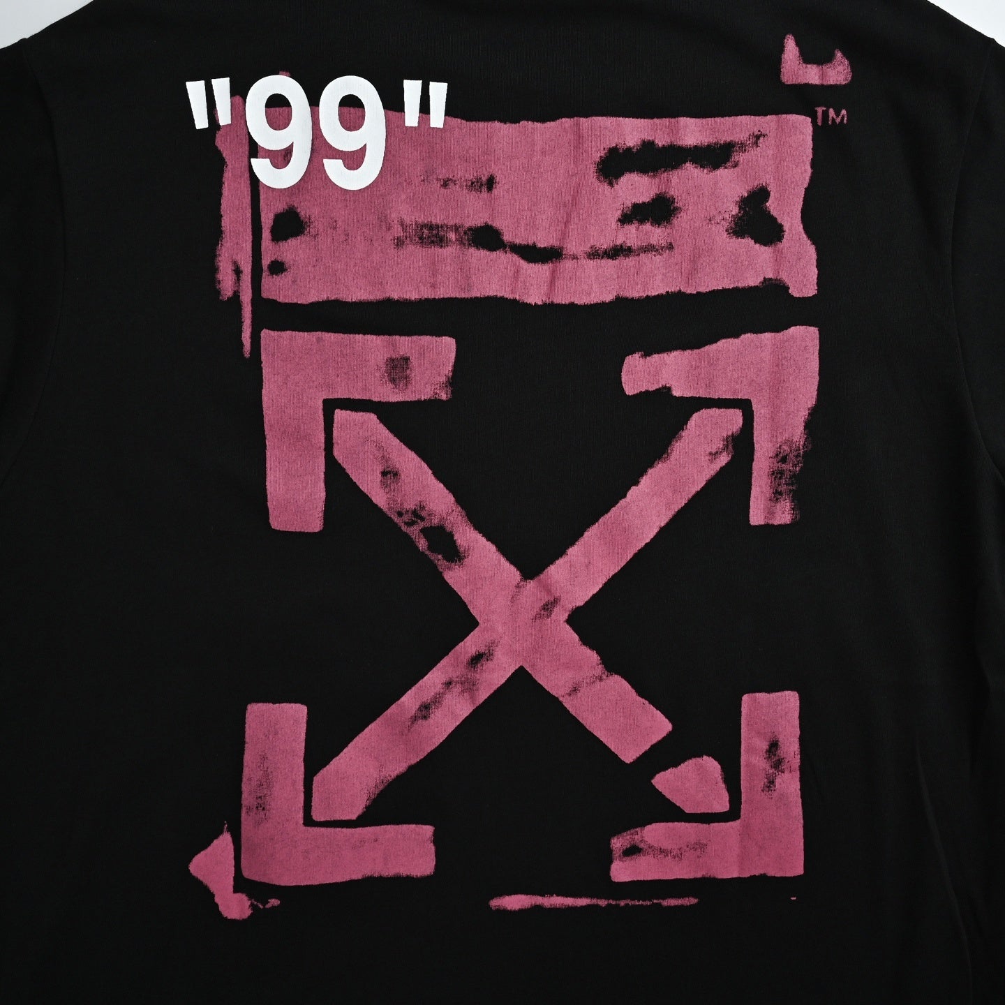 Impressionism Stencil Arrows T-Shirt - Black
