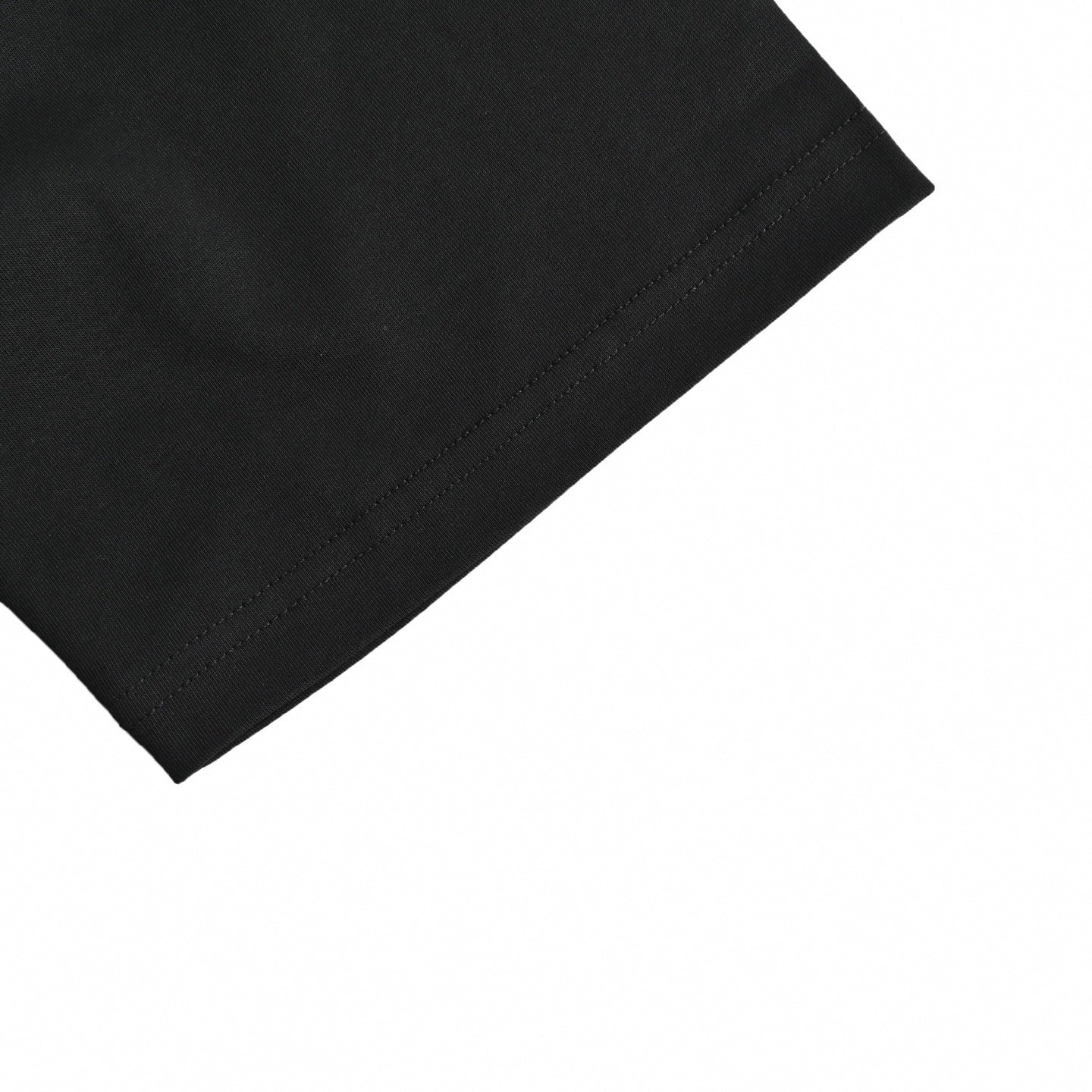 House Check Logo Tee | Black
