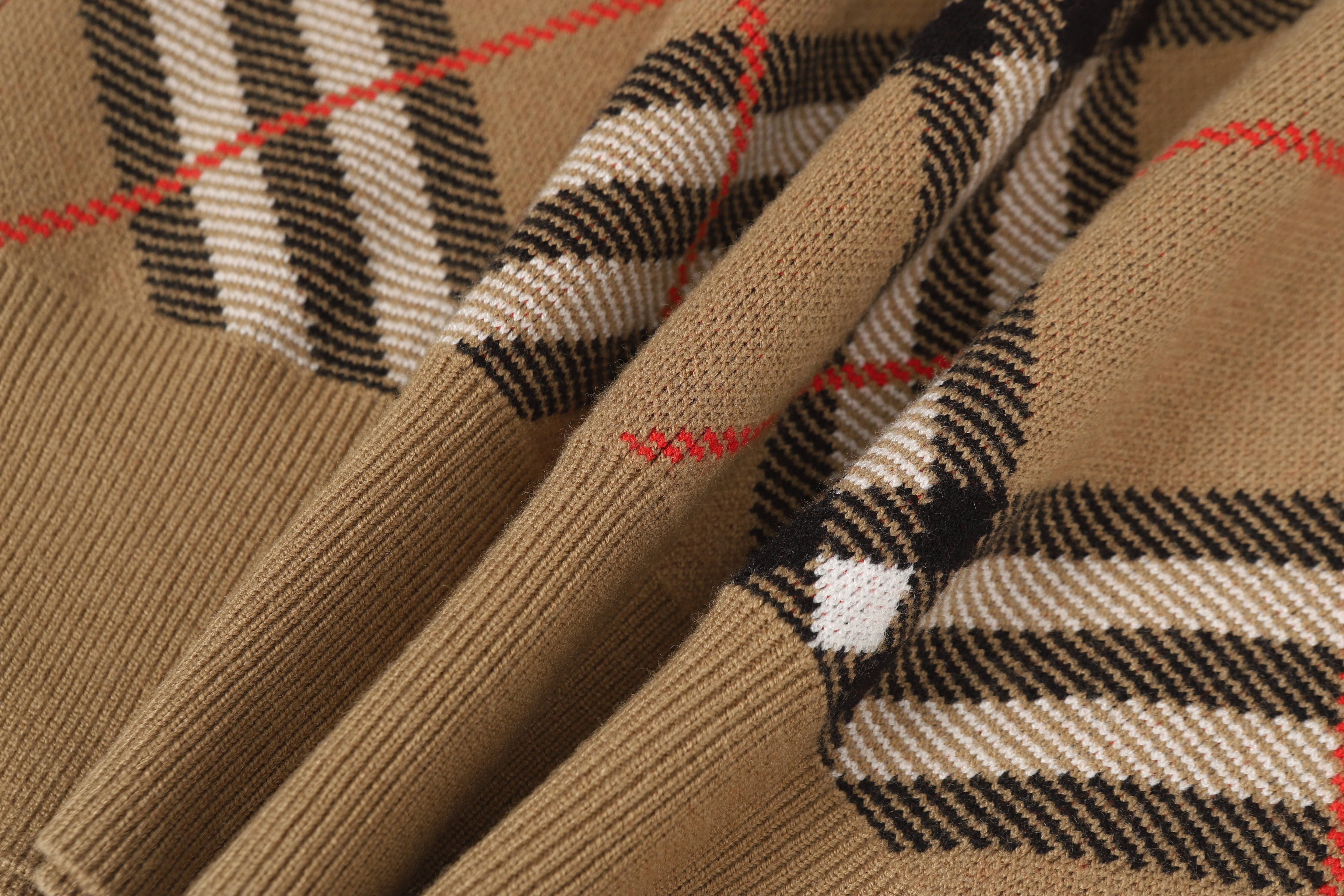 Giant Check Diamond Intarsia Wool Crewneck | Archive Beige