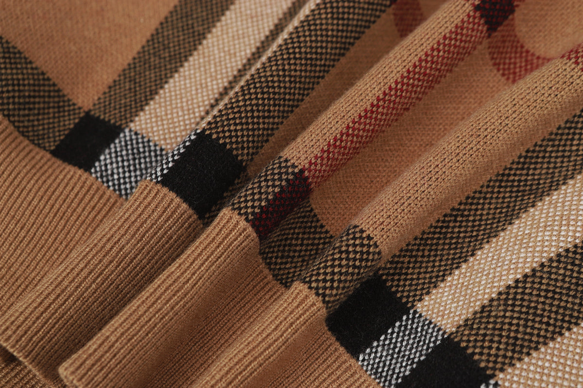 Giant Check V-Neck Cardigan | Archive Beige