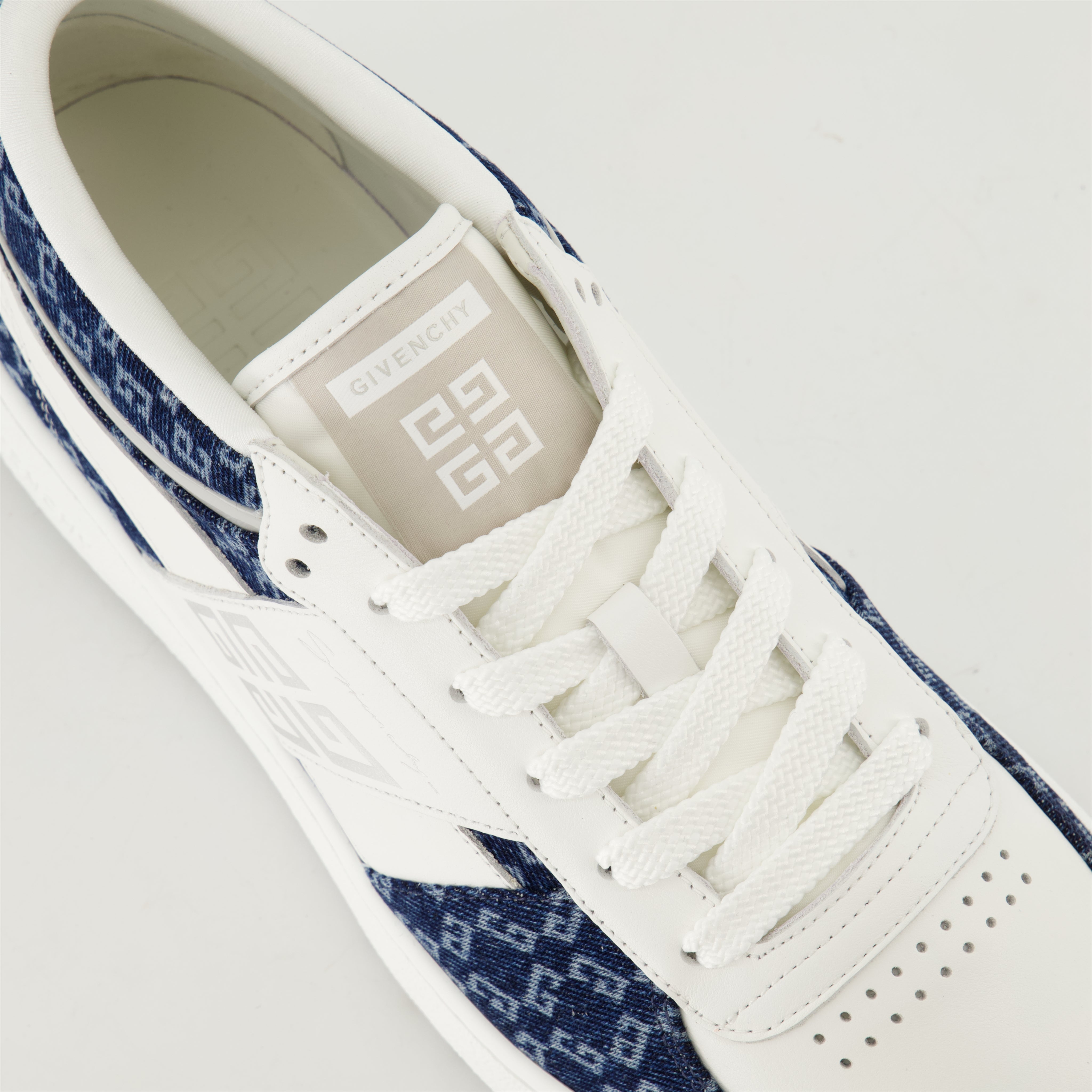 G-Move Sneakers