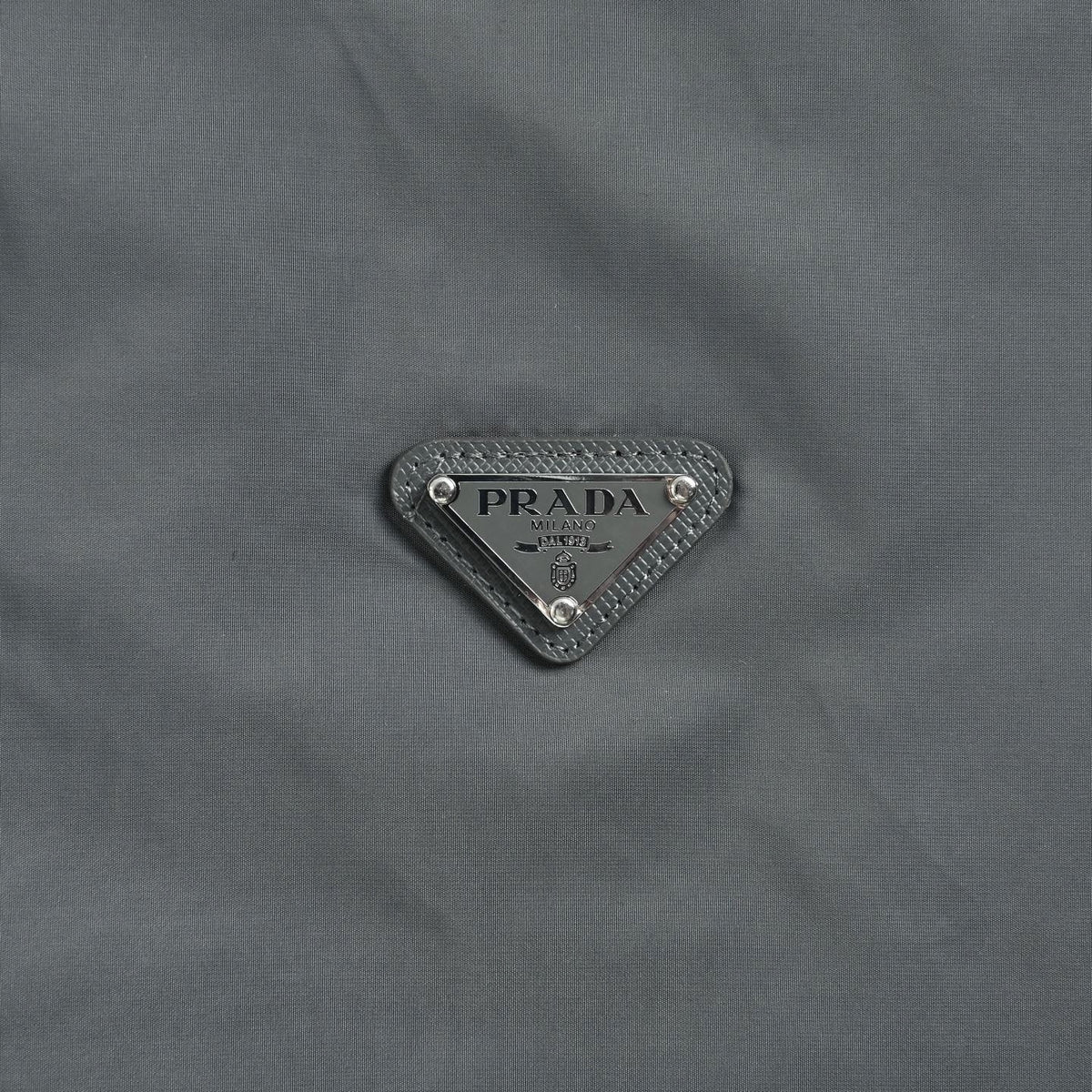 Triangle Logo Nylon Jacket - Grey