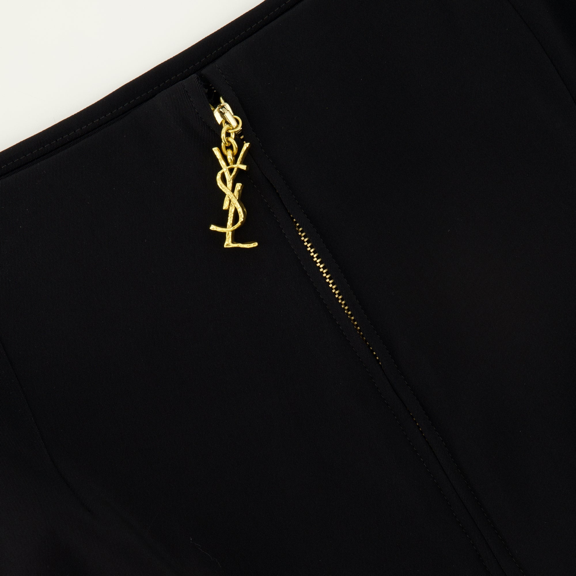 Cassandre Pencil Skirt