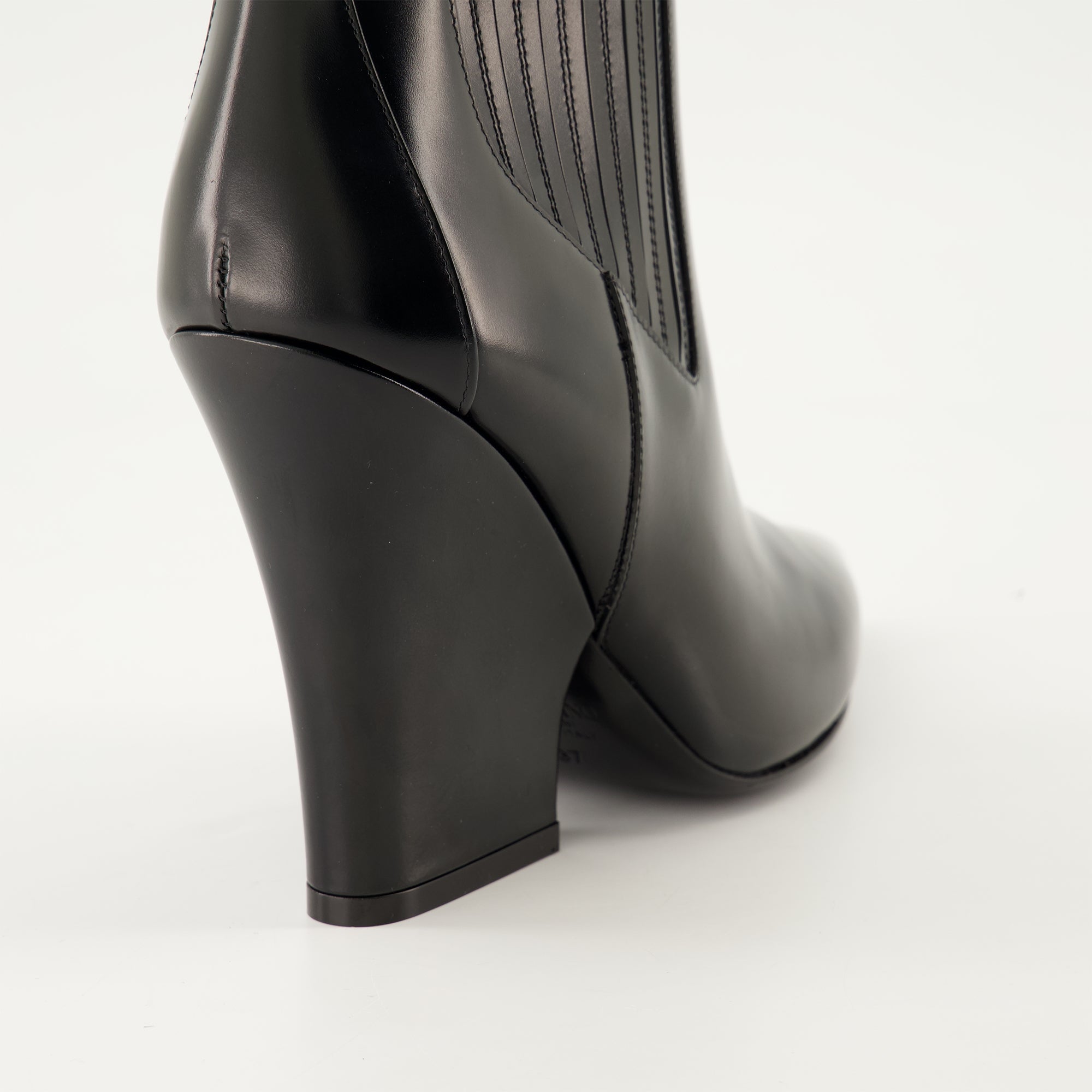 Beatles VLogo Ankle Boots