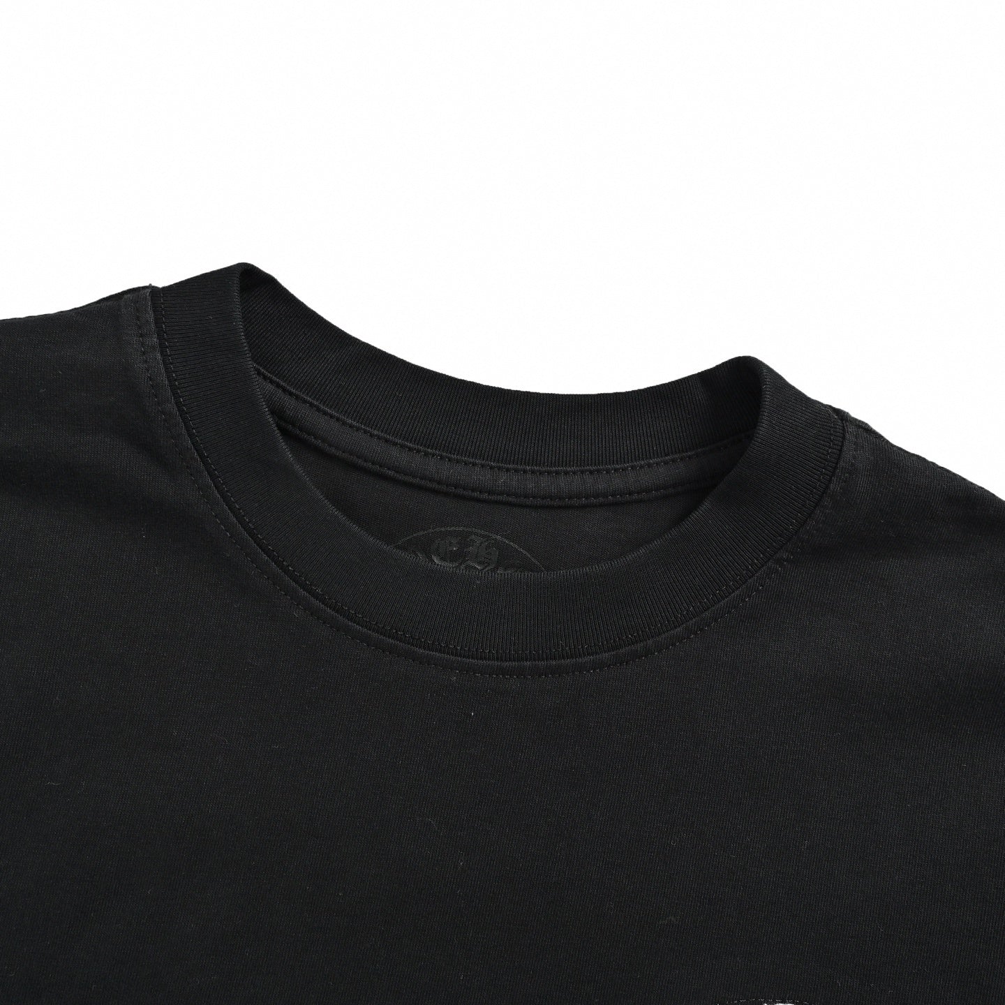 Frayed Appliqué Horseshoe T-Shirt | Black